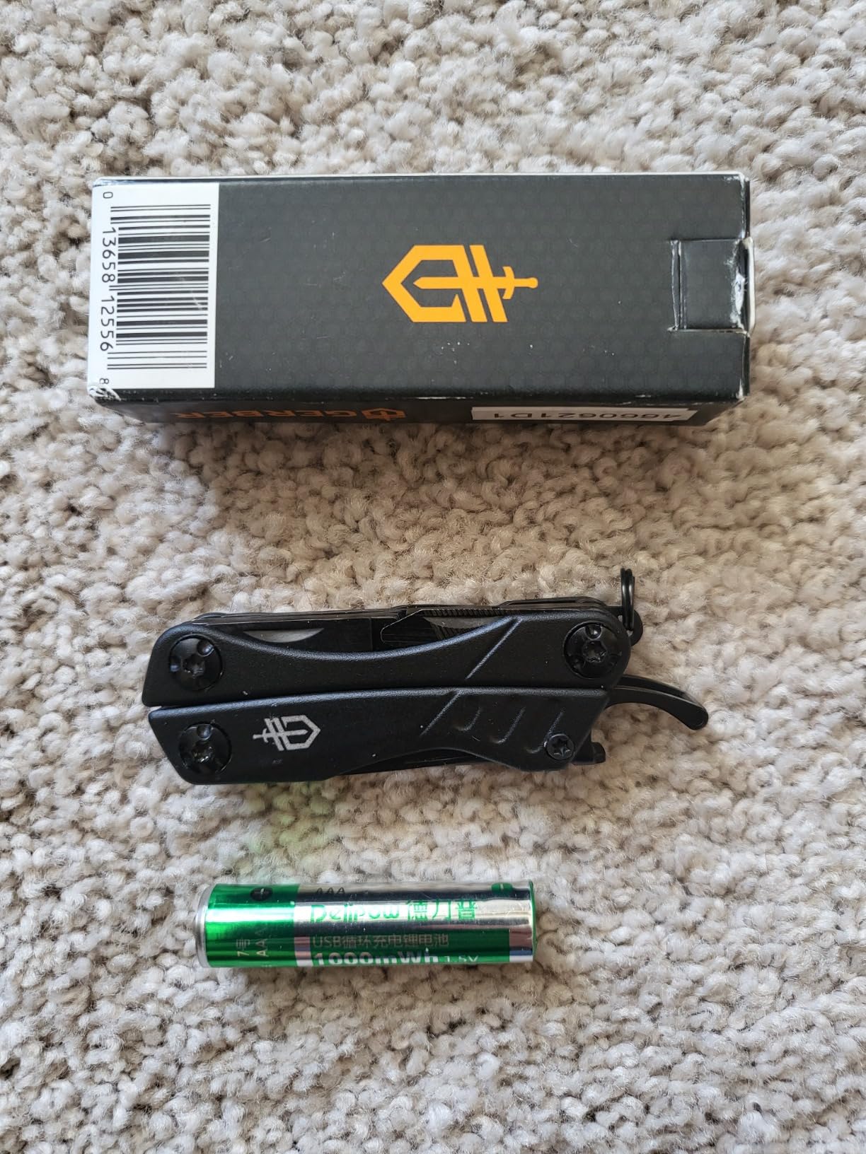 Gerber Dime 12-in-1 Mini Multitool Pliers, Pocket Knife,Bottle Opener,Black customer photo 1
