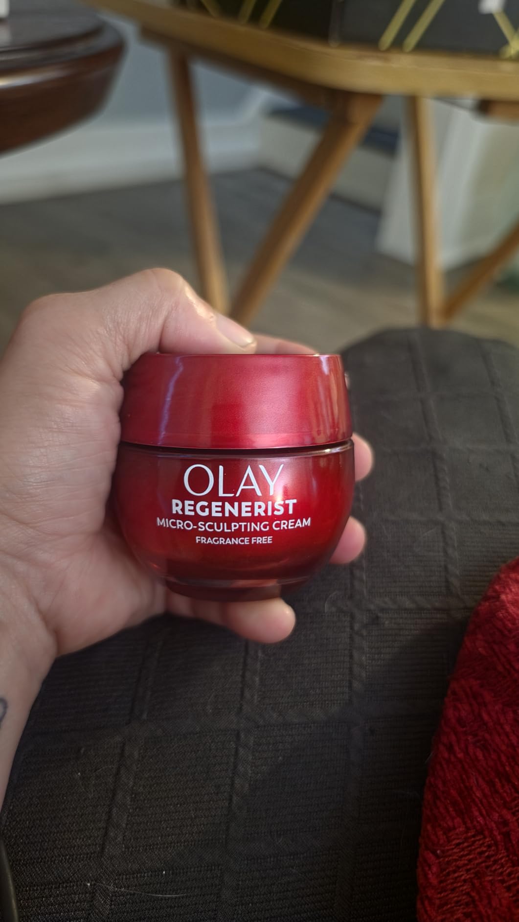 Olay Face Moisturizer, Regenerist Micro-Sculpting Cream for Women, Fragrance-Free - Anti-Aging, Anti-Wrinkle, Firming Skin Care - Triple Collagen Cream, Peptide, Hyaluronic Acid, Niacinamide, 1.7oz customer photo 2
