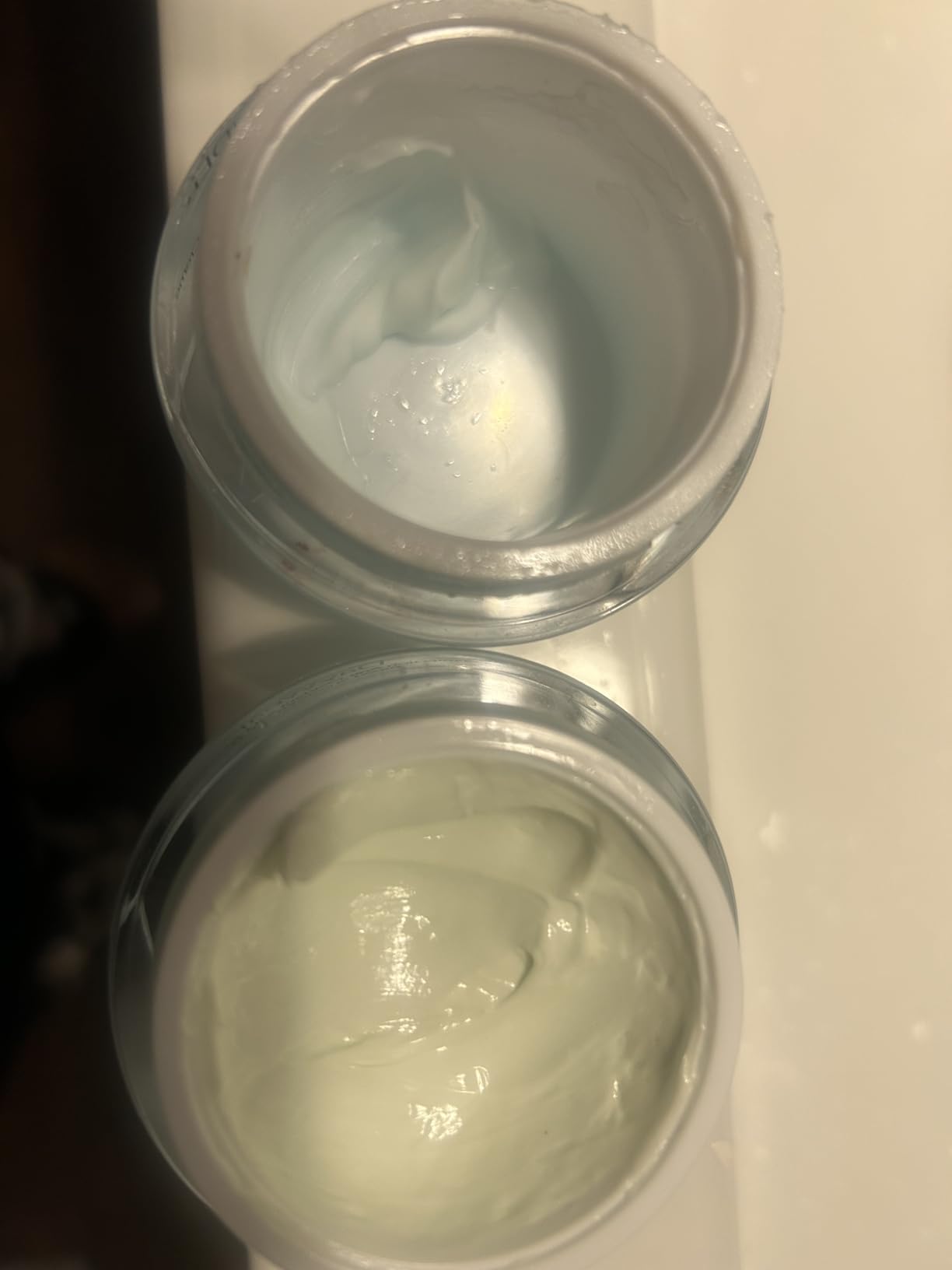 Estée Lauder DayWear Multi-Protection Anti-Oxidant 24H-Moisture Cream SPF 15 | Anti-Aging Moisturizer | Hydrating Face Moisturizer customer photo 2