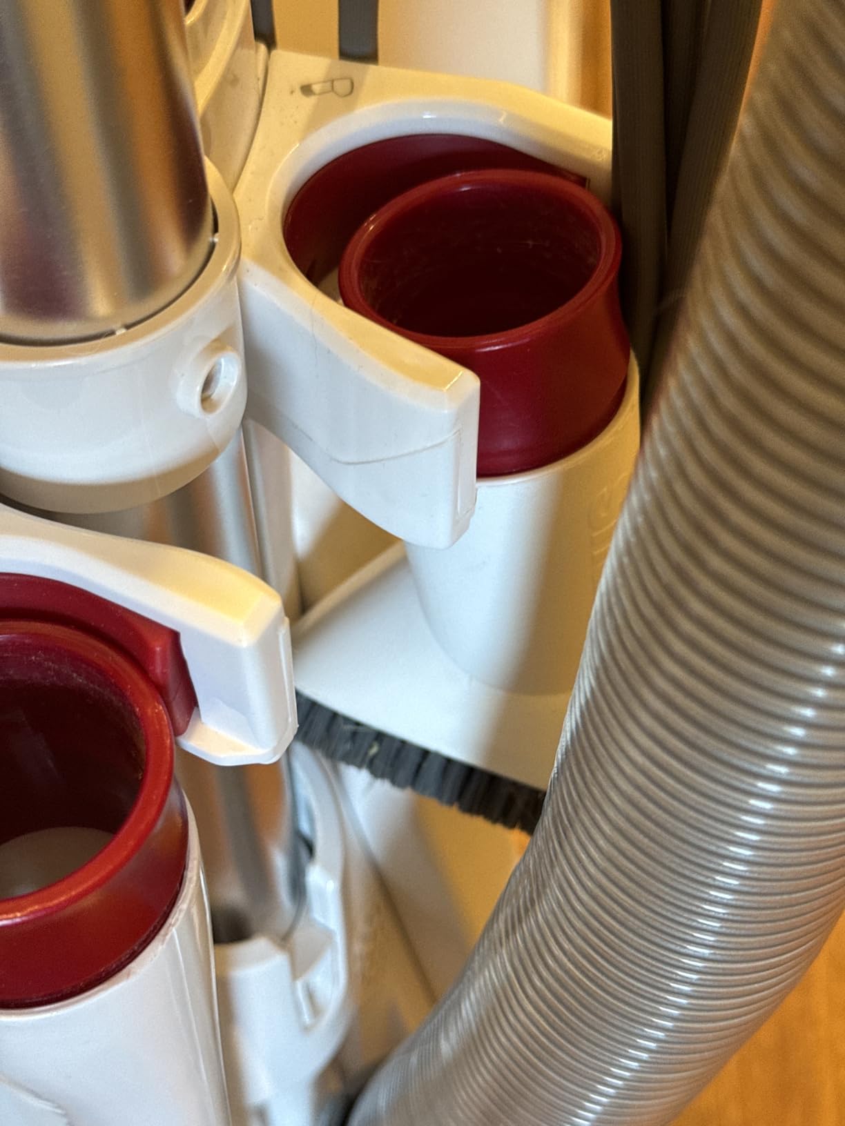 Shark Rotator Lift-Away Upright Vacuum with HEPA Filter, White/Red, NV501 customer photo 2