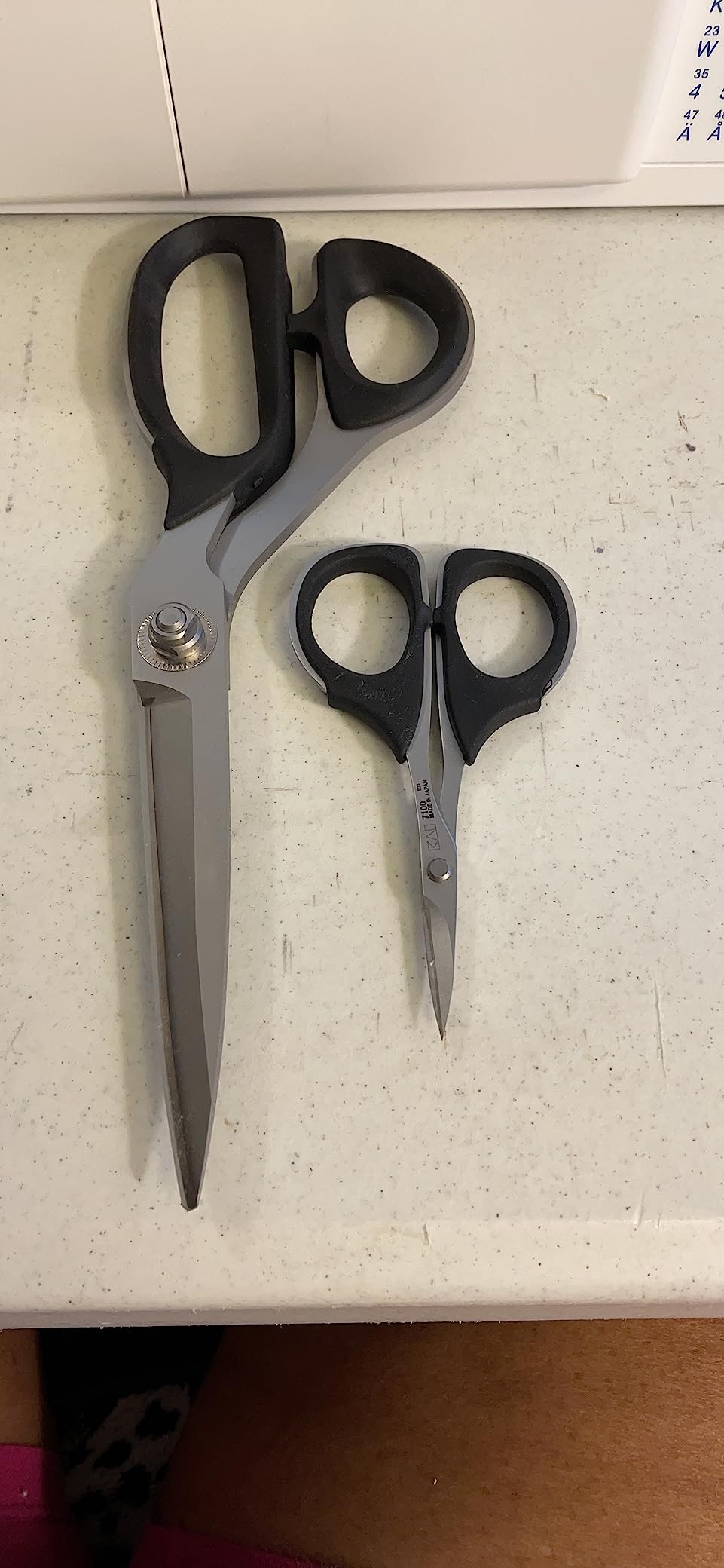 Kai 7230 9 Inch Professional Shears customer photo 1