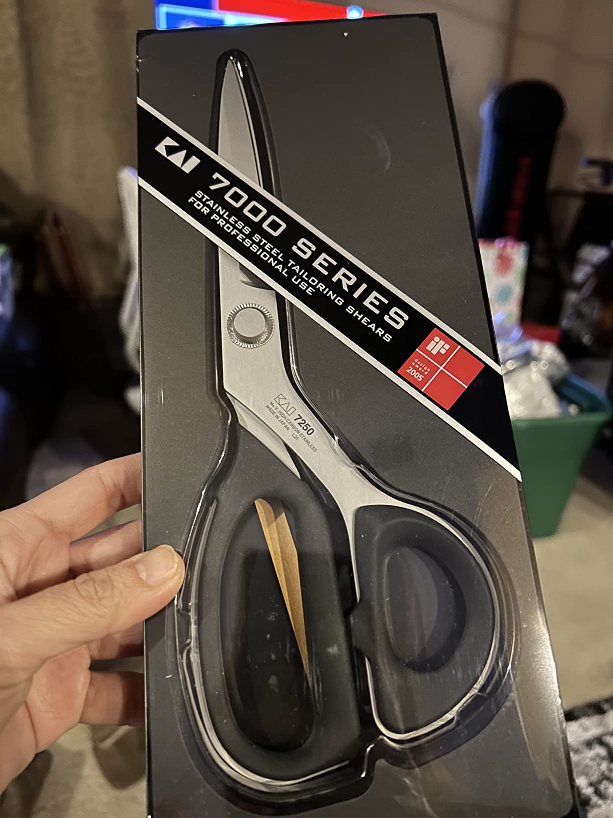 Kai 7250 10 Inch Professional Shears customer photo 2
