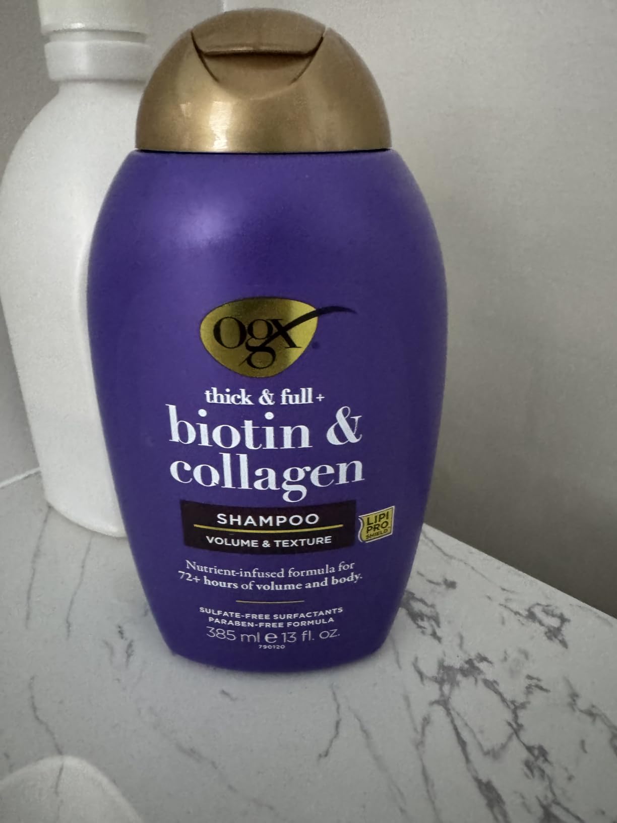 OGX Thick & Full + Biotin & Collagen Volumizing Shampoo, Nutrient-Infused Hair Shampoo with Vitamin B7 Biotin Gives Hair Volume & Body for 72+ Hours, Sulfate-Free Surfactants, 13 fl. oz customer photo 1