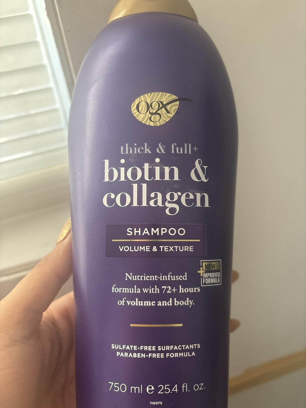 OGX Thick & Full + Biotin & Collagen Volumizing Shampoo, Nutrient-Infused Hair Shampoo with Vitamin B7 Biotin Gives Hair Volume & Body for 72+ Hours, Sulfate-Free Surfactants, 13 fl. oz customer photo 2