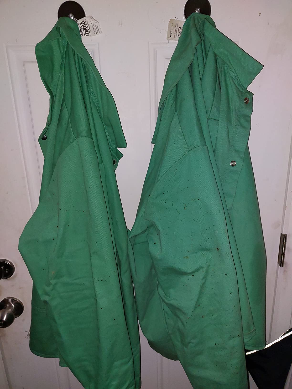 MAGID SparkGuard Flame Resistant Green Welding Jacket, 1 Jacket customer photo 1
