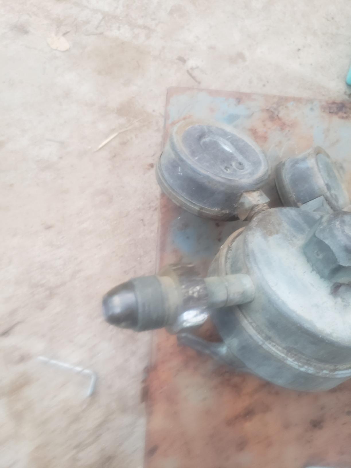 ESAB Victor Technologies 0384-2691 Medalist 350 System Heavy Duty Cutting System, Acetylene Gas Service, G350-15-300 Fuel Gas Regulator customer photo 1
