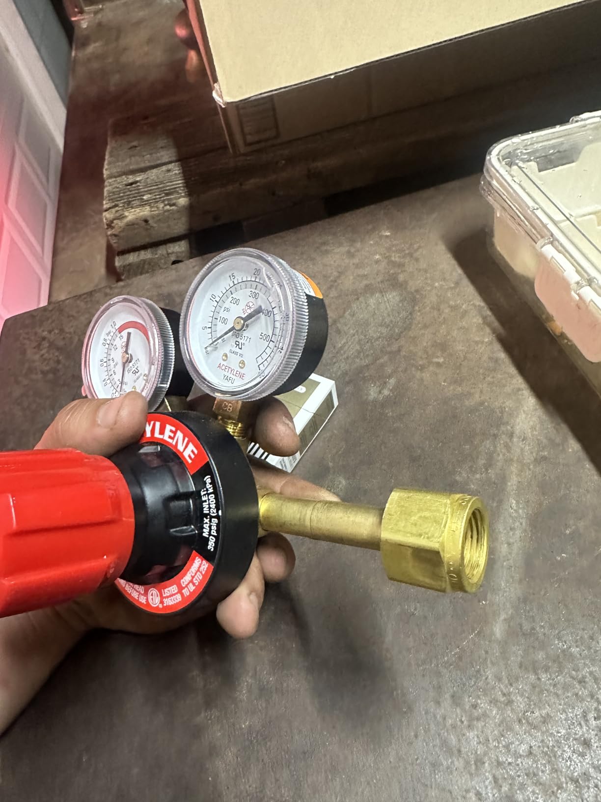 ESAB Victor Technologies 0384-2691 Medalist 350 System Heavy Duty Cutting System, Acetylene Gas Service, G350-15-300 Fuel Gas Regulator customer photo 2