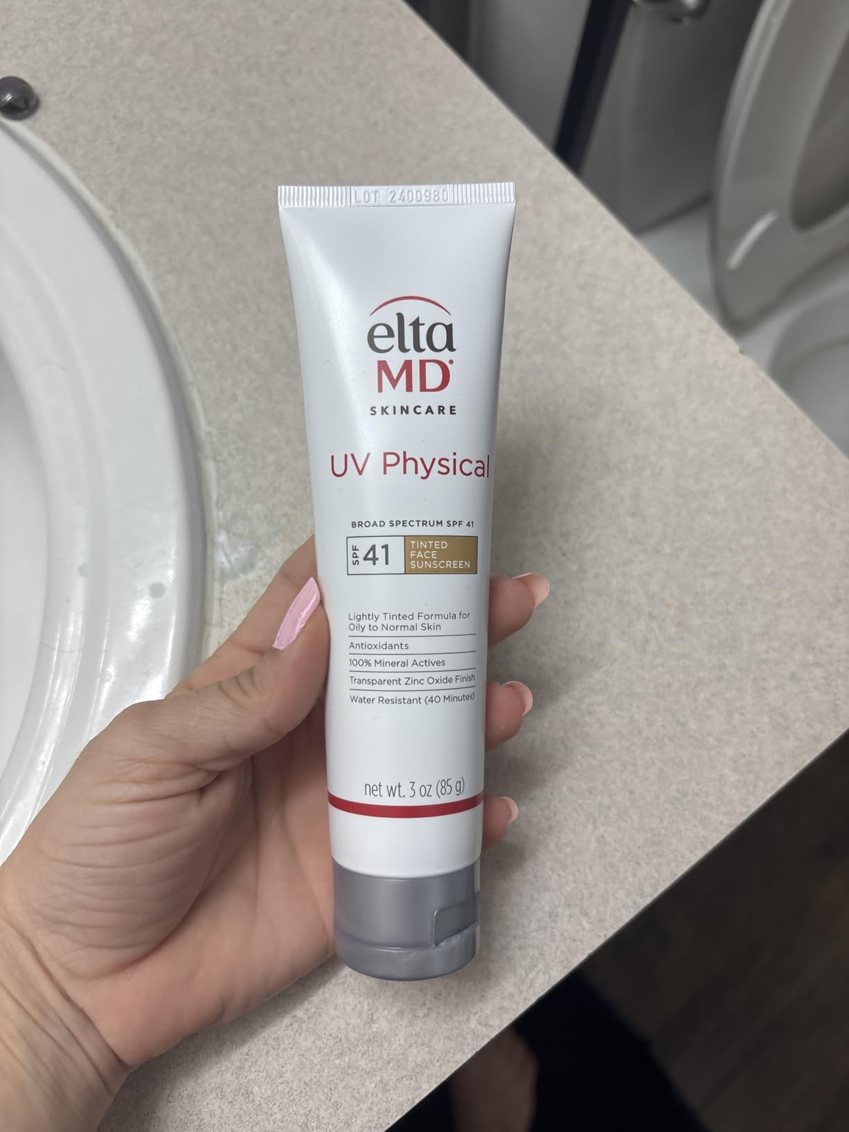 EltaMD UV Physical Tinted 100% Mineral Face Sunscreen, SPF 40 and 41 customer photo 1