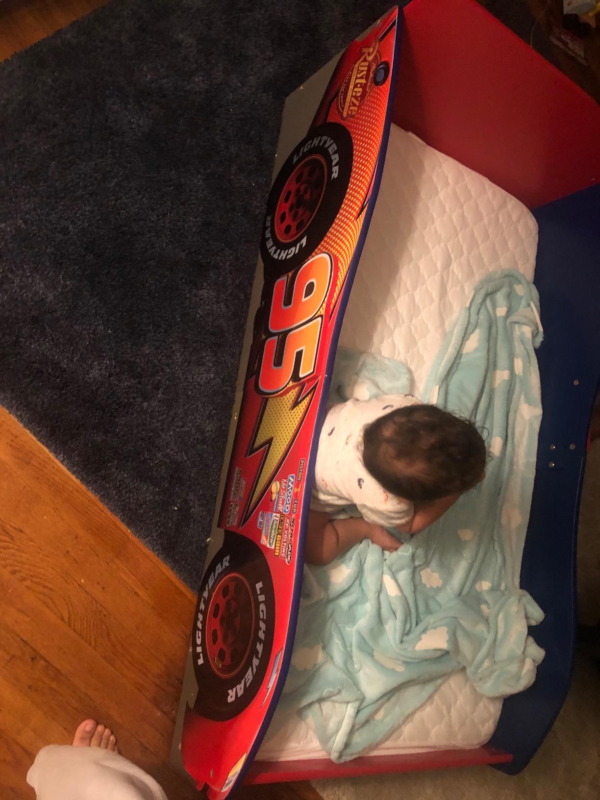 Delta Children Disney/Pixar Cars Wood Toddler Bed customer photo 2