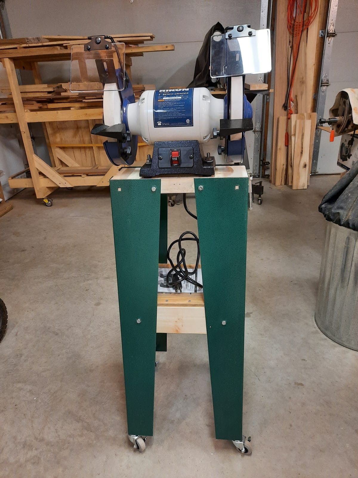RIKON Professional Power Tools, 80-805, 8†Slow Speed Bench Grinder, Powerful Shop Table Tool, Perfect for Sharpening, With Anti-Vibration Rubber Feet customer photo 1