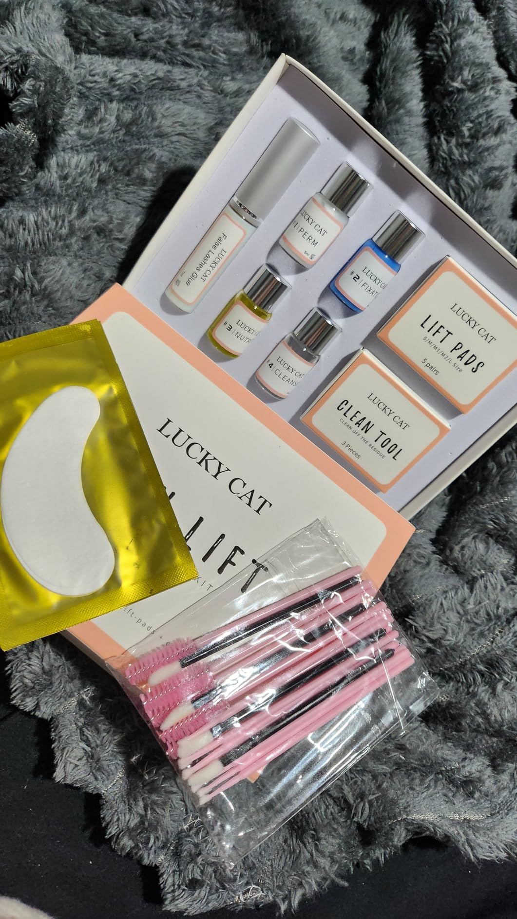 LUCKY CAT 2026 Lash Lift Kit, Professional Eyelash Perm Kit for Safe & Lasting Perming, Curling and Lifting Eyelashes, Easy for Beginner, Lash Lifting DIY Set for Salon-Quality at Home customer photo 2