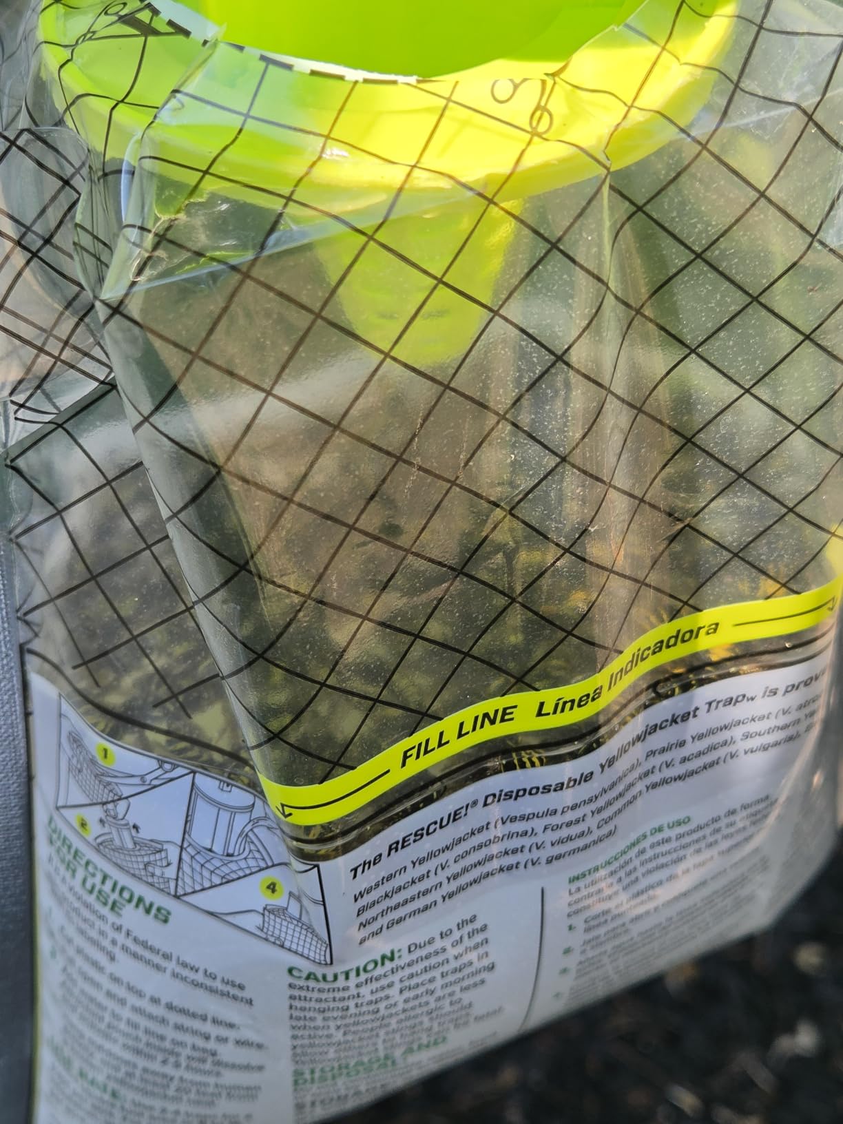 RESCUE! Disposable Summer Yellowjacket Trap - Mountain & Pacific Formula - 6 Traps customer photo 2