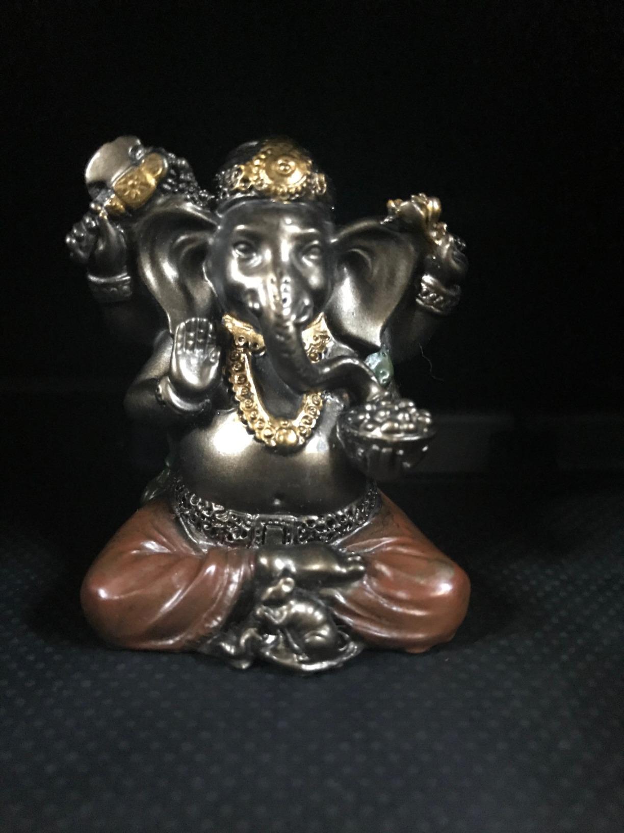 Top Collection Mini Lord Shiva Statue in Lotus Pose - Hindu God and Destroyer of Evil Sculpture in Premium Cold Cast Bronze - 3.2-Inch Collectible Figurine customer photo 1