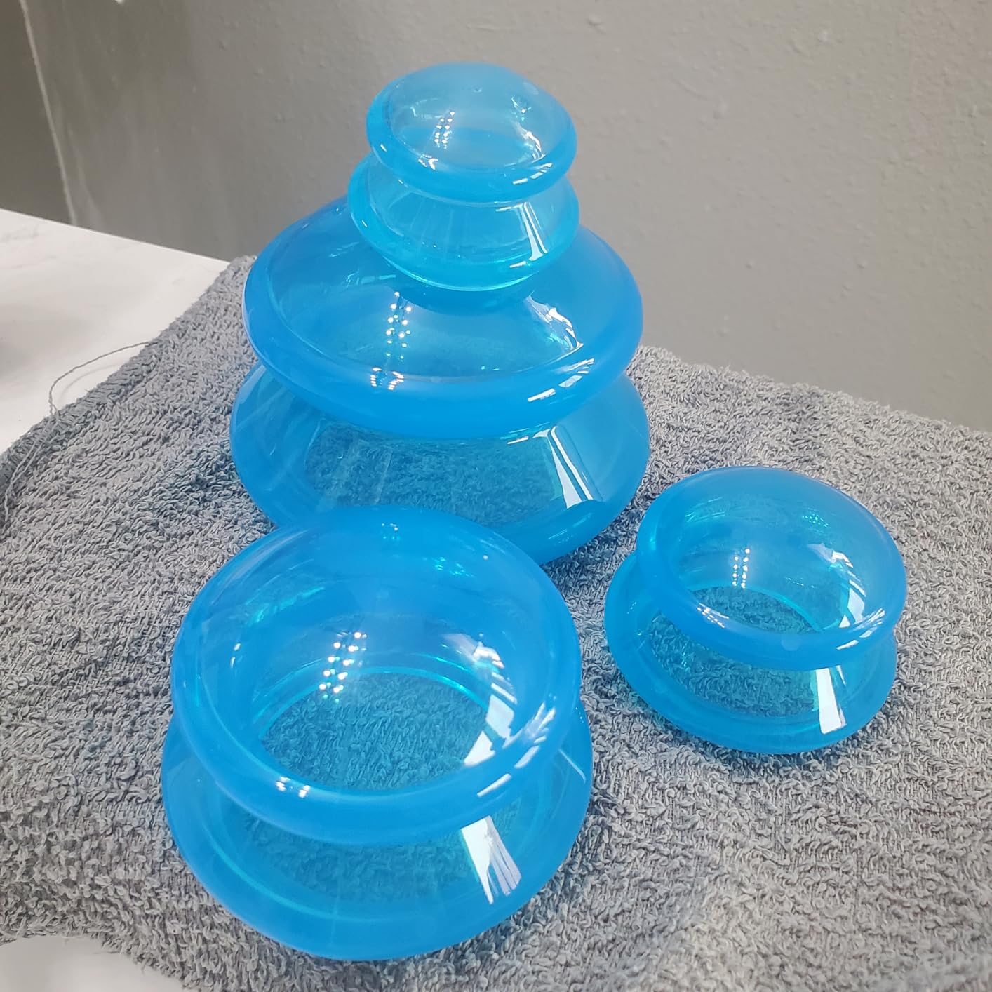 Silicone Cupping Therapy Set Professional Massage Cupping Cups for Cupping Therapy 4 Cup Kit for Massage, Myofascial Release, Cellulite Reduction (Lure Blue) customer photo 1