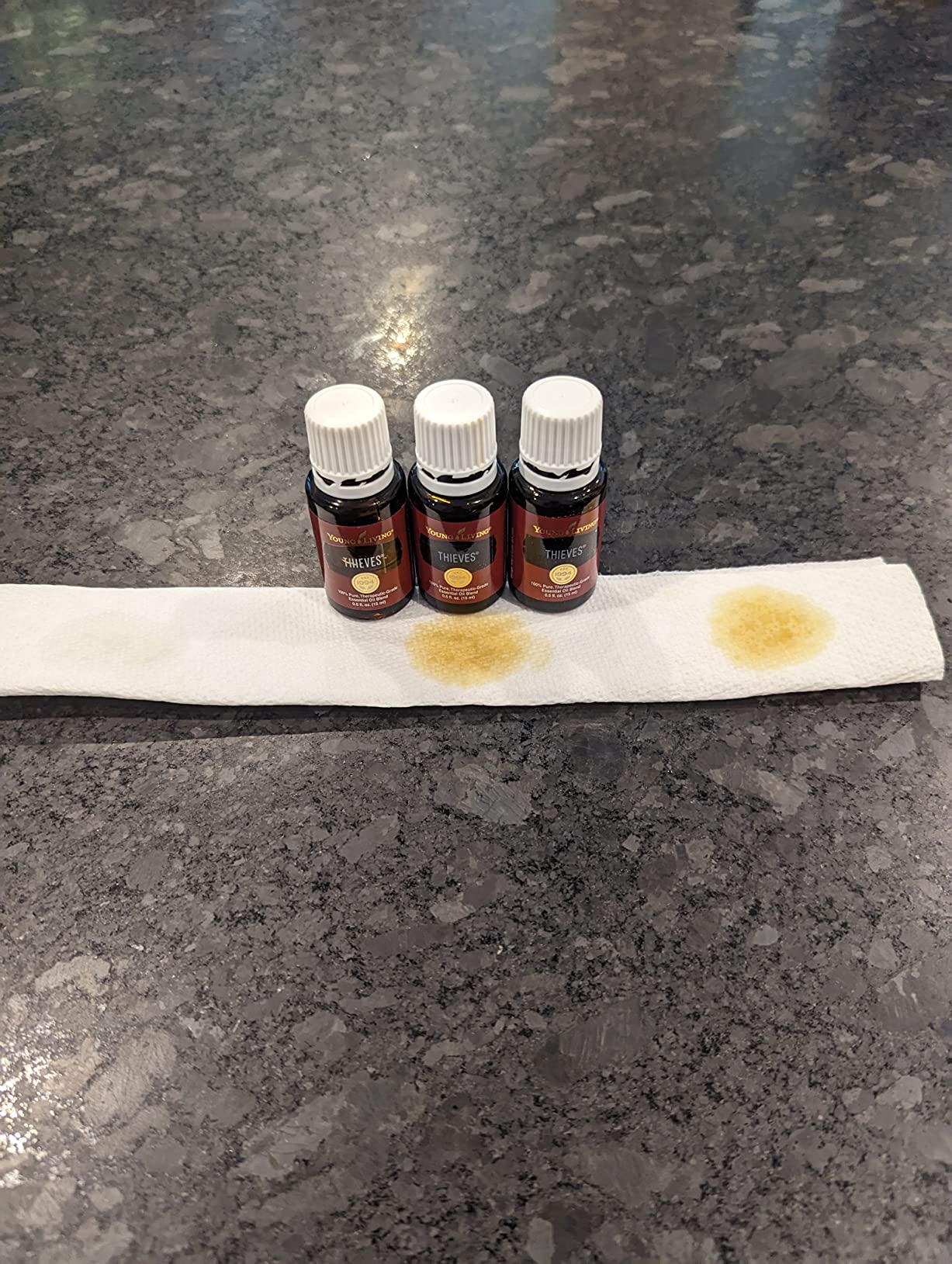 Young Living Thieves Essential Oil Blend 15ml | Natural Aromatherapy Oil for Diffuser & Topical Use with Clove, Eucalyptus & Rosemary | Revitalizing Household Essential Oil customer photo 2
