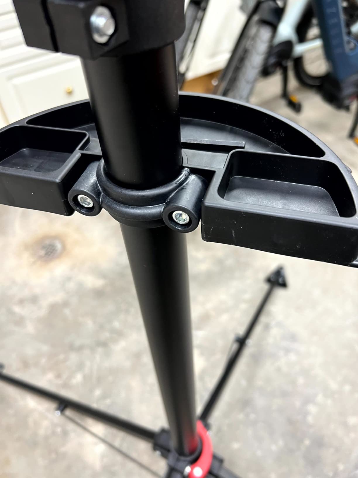 Yaheetech Bike Repair Stand Adjustable Foldable Bicycle Maintenance Rack customer photo 2