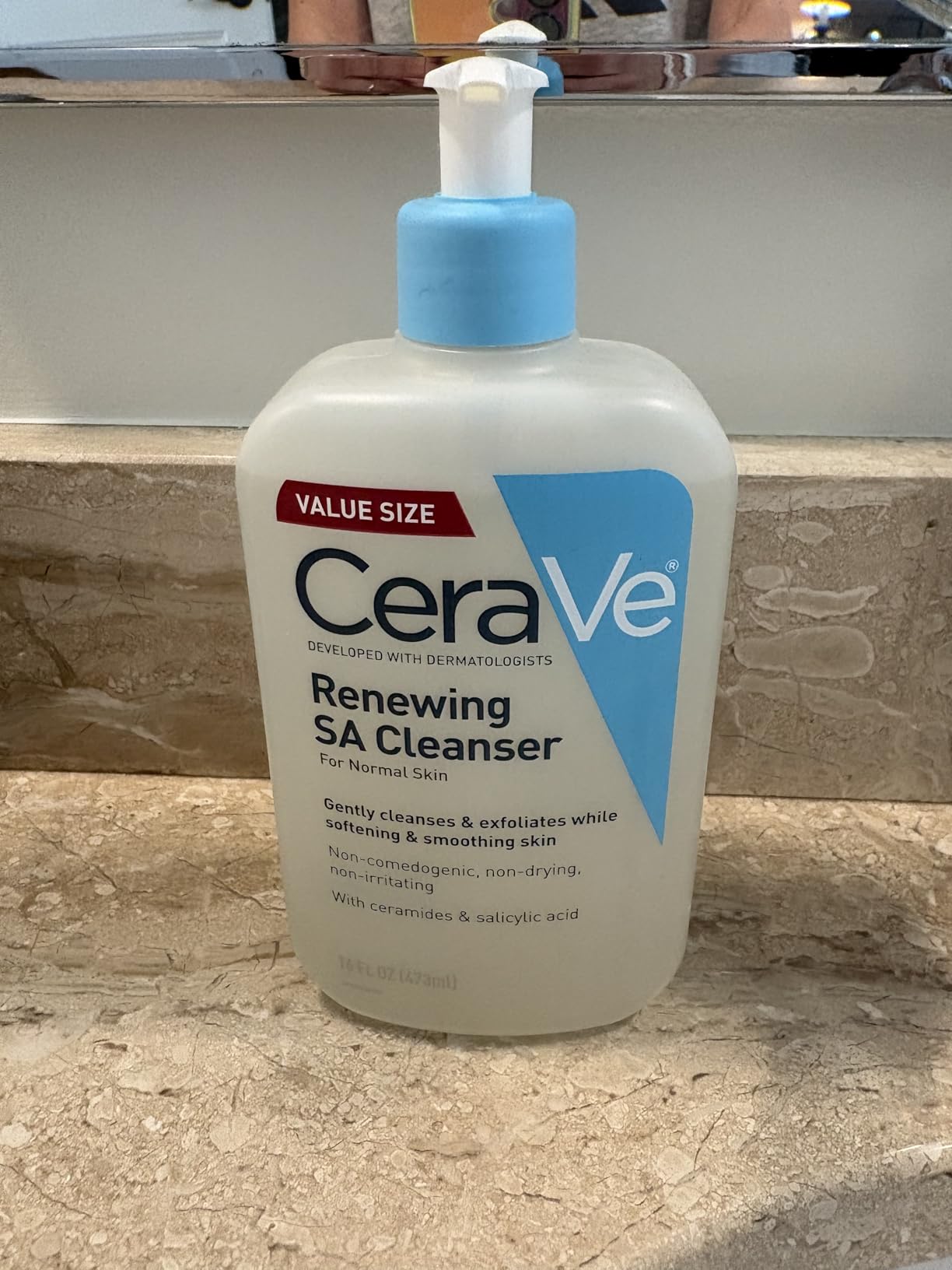 CeraVe Renewing Salicylic Acid Cleanser, BHA Exfoliating Face Wash, 8oz customer photo 1