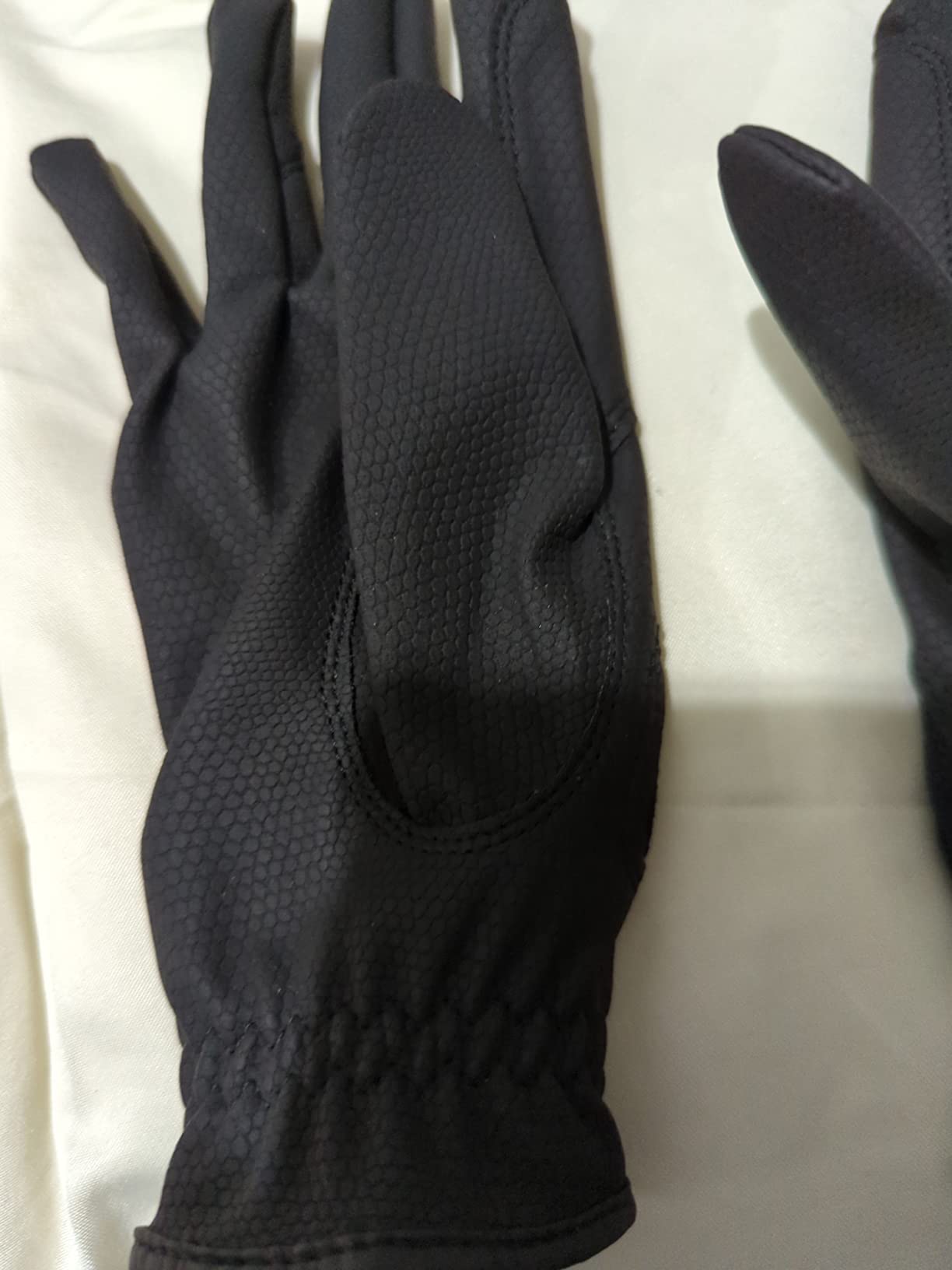 Uvex i-Performance 2 Riding Gloves – Highly Elastic Grip – Touchscreen Compatible customer photo 2