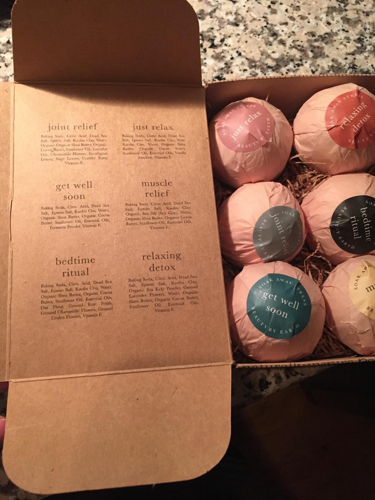 Bath Bombs Gift Set - USA Made with Organic & Natural Ingredients customer photo 1