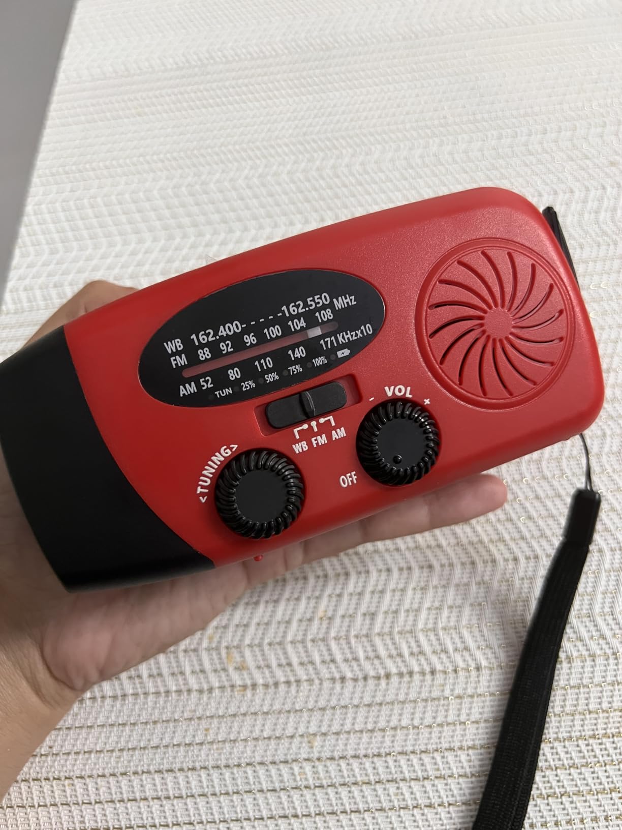 iRonsnow Solar Emergency Hand Crank Weather Radio, 2000mAh NOAA AM/FM customer photo 2