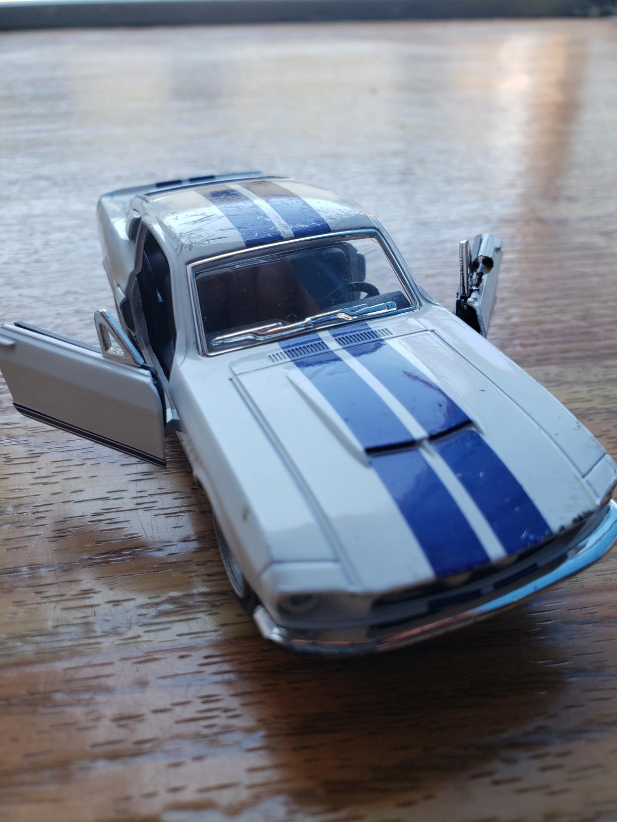 KiNSMART 1967 Ford Shelby Mustang GT500 1:38 Scale 5