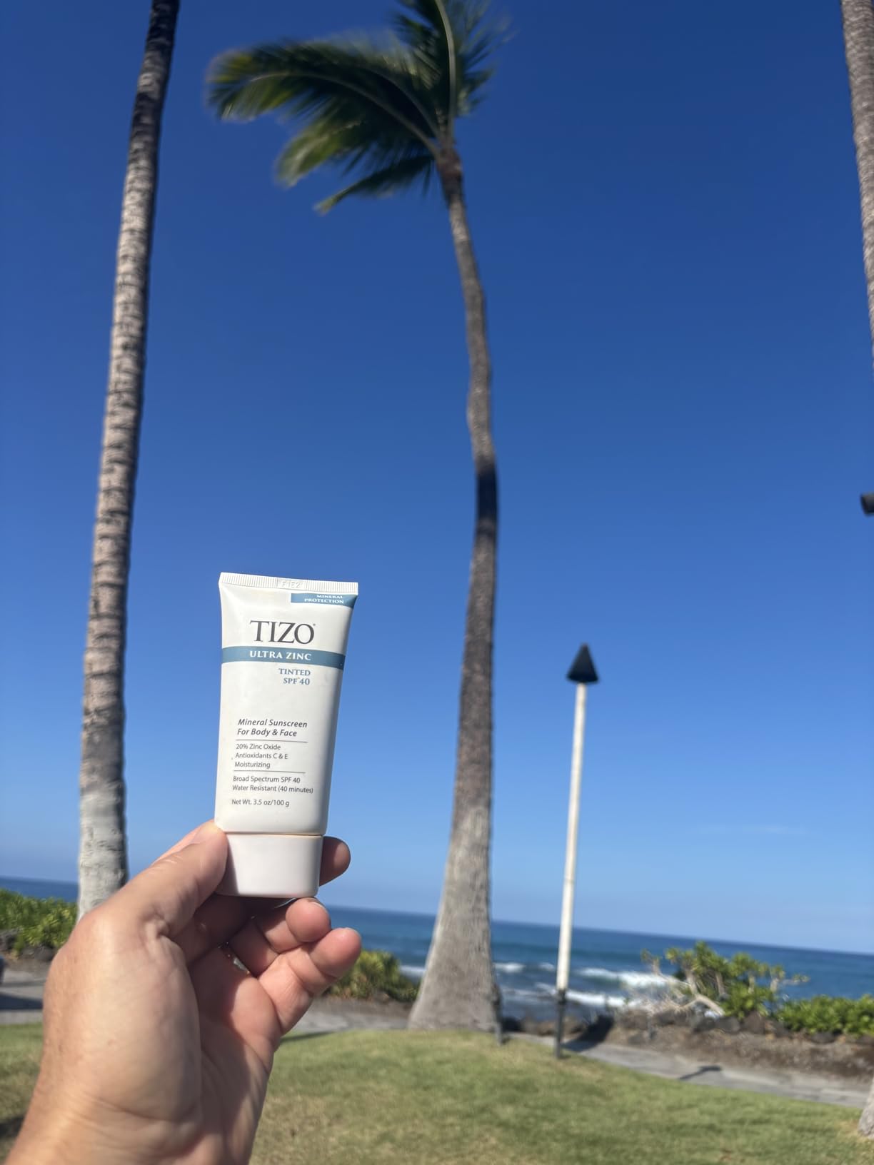 TiZO3 Facial Mineral Sunscreen and Primer, Tinted Broad Spectrum SPF 40 with Antioxidants, Sheer matte finish, Fragrance-Free, Oil-Free, Dermatologist-recommended, PA+++ 1.75 oz customer photo 1