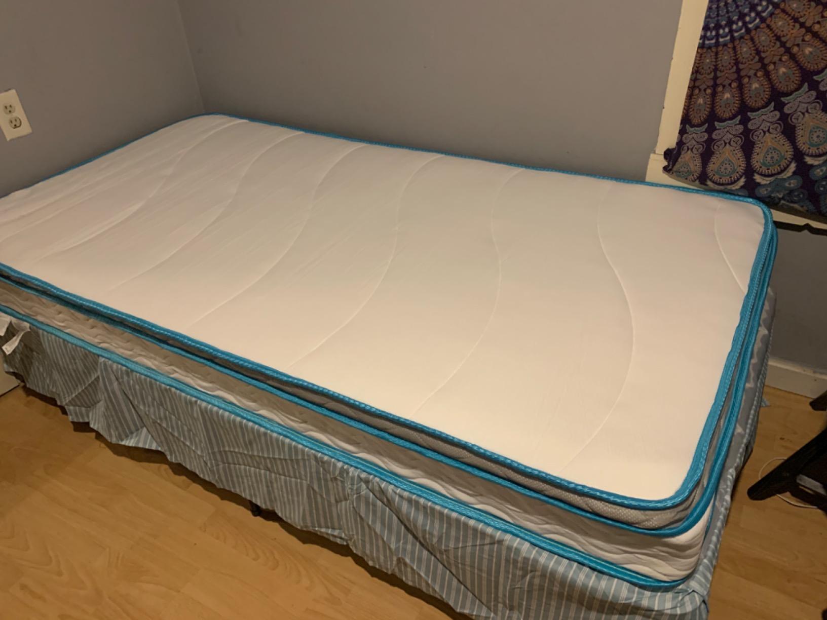 Linenspa 6 Inch Memory Foam Mattress - Firm Feel - Twin customer photo 2