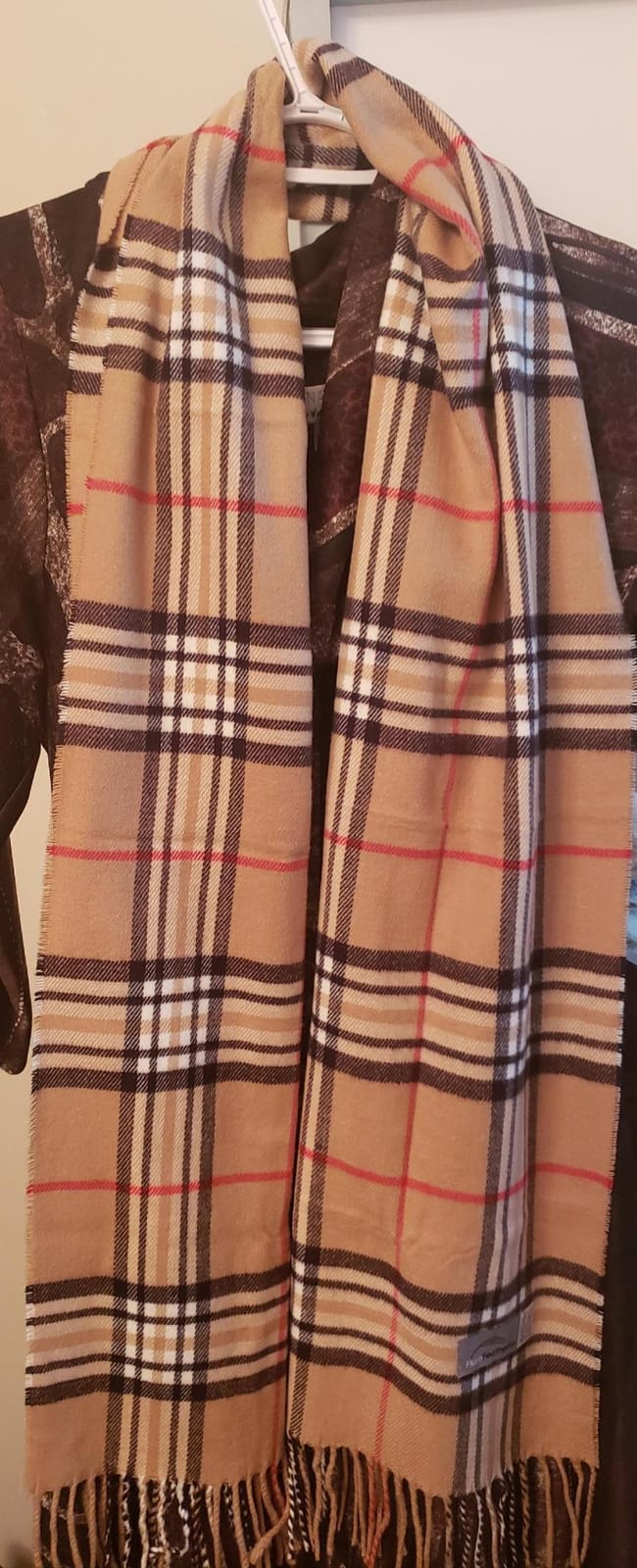 Plum Feathers Super Soft Luxurious Cashmere Feel unisex for Men and Women Winter Scarf customer photo 1