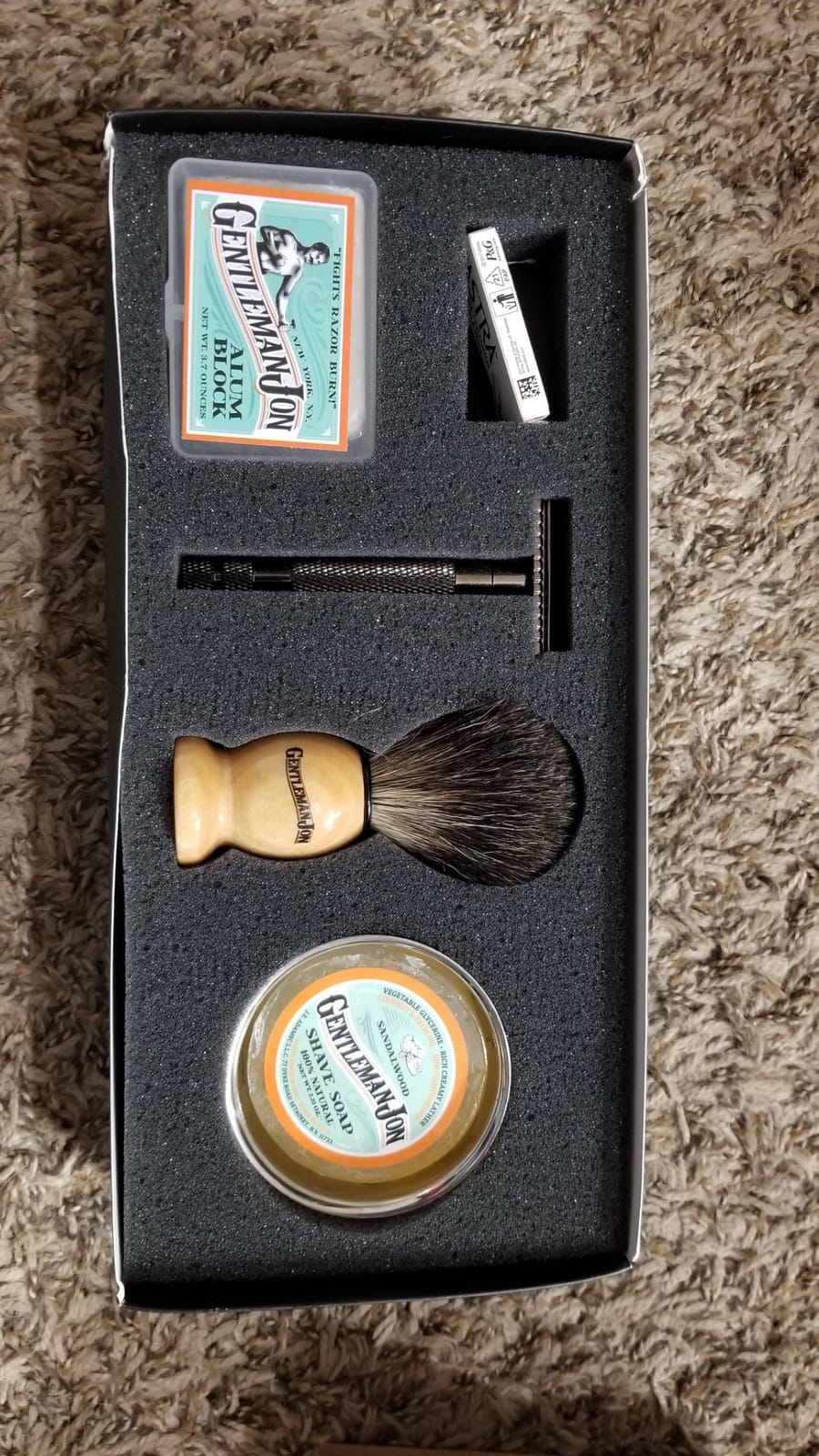 Gentleman Jon Safety Razor Wet Shaving Kit - Complete 6pc Grooming Set customer photo 2