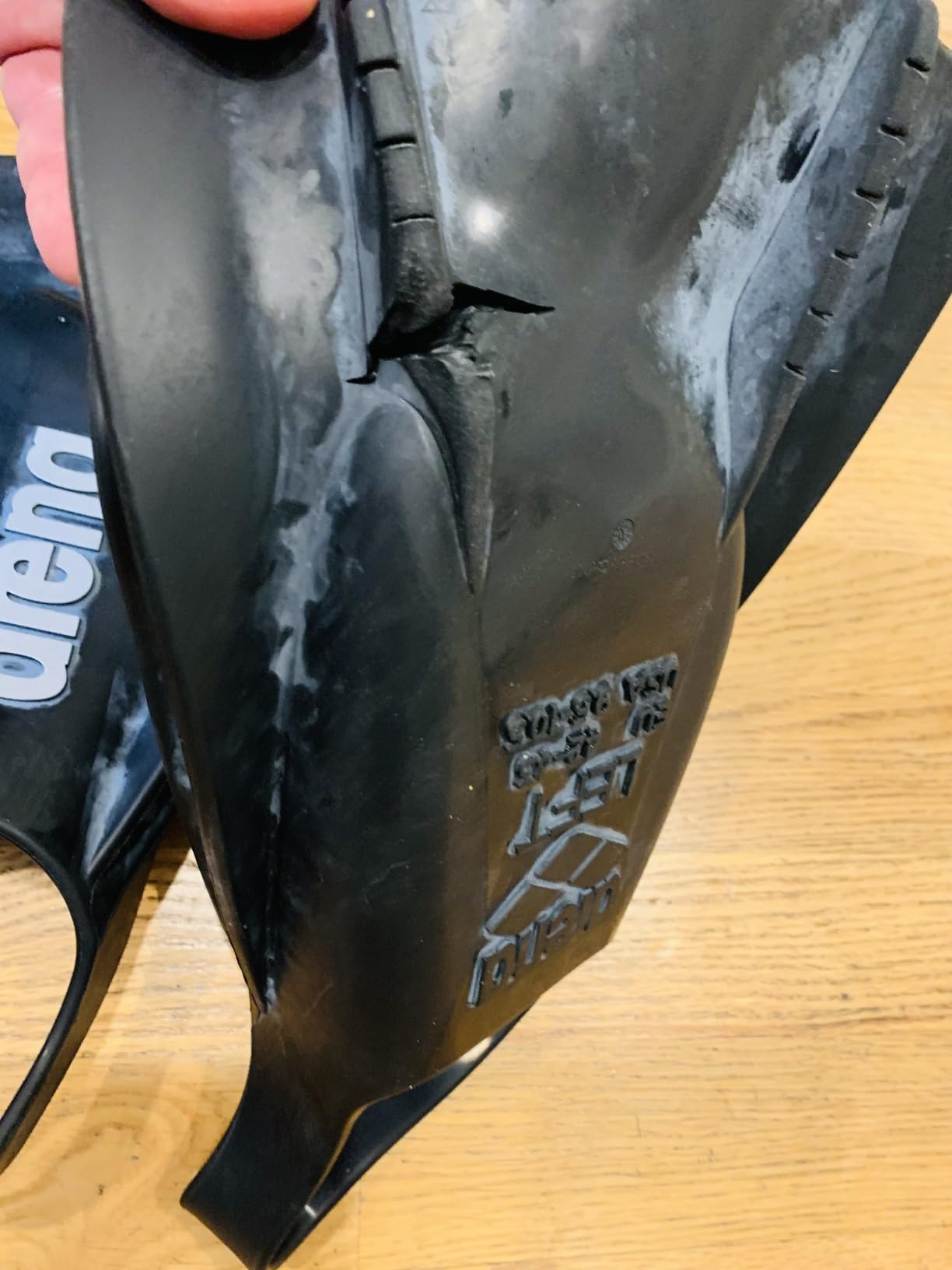 Arena Unisex Adult Powerfin Pro Swim Training Fins Men and Women Silicone Short Blade Flippers Left-Right Custom Design, Sizes 4.5-13.5 customer photo 1