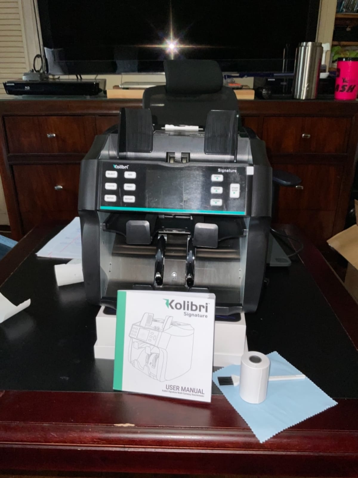 KOLIBRI Money Counter Machine I UV/MG I Set Value Count I LCD Display I Business Grade I Dollar, Euro I Advanced UV/MG/IR/DD/HLF Detection I 1,500 Notes/Min I 1-Year Warranty I KOLIBRI UV/MG customer photo 2