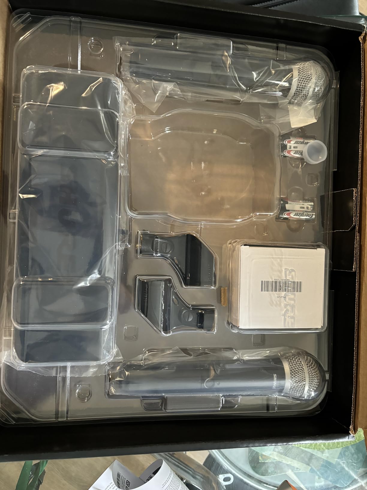 Shure BLX288/PG58 Dual Wireless Vocal System - H10 Band customer photo 2