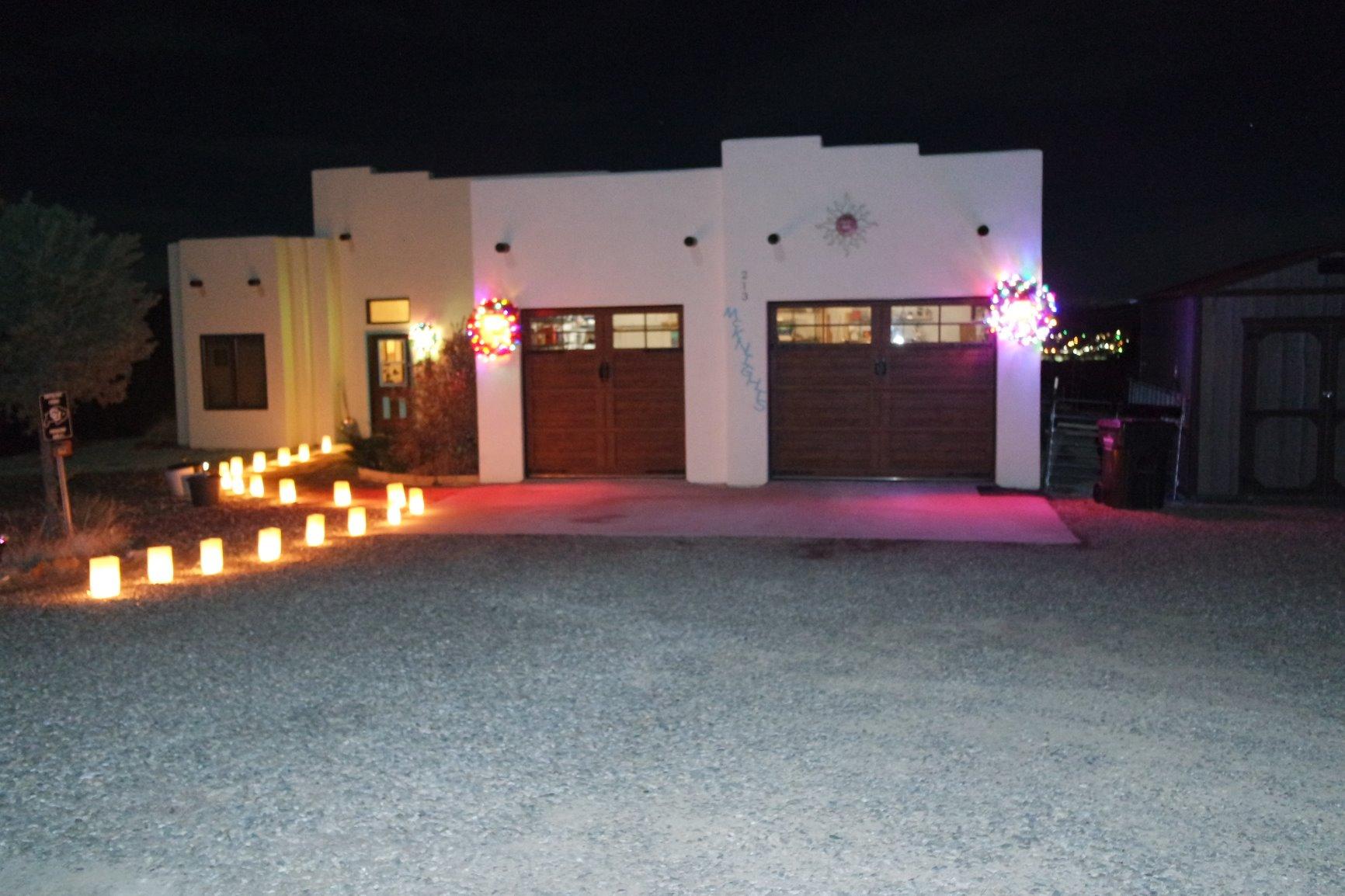 Lumabase 32310 Electric Luminaria Kit, Tan customer photo 2
