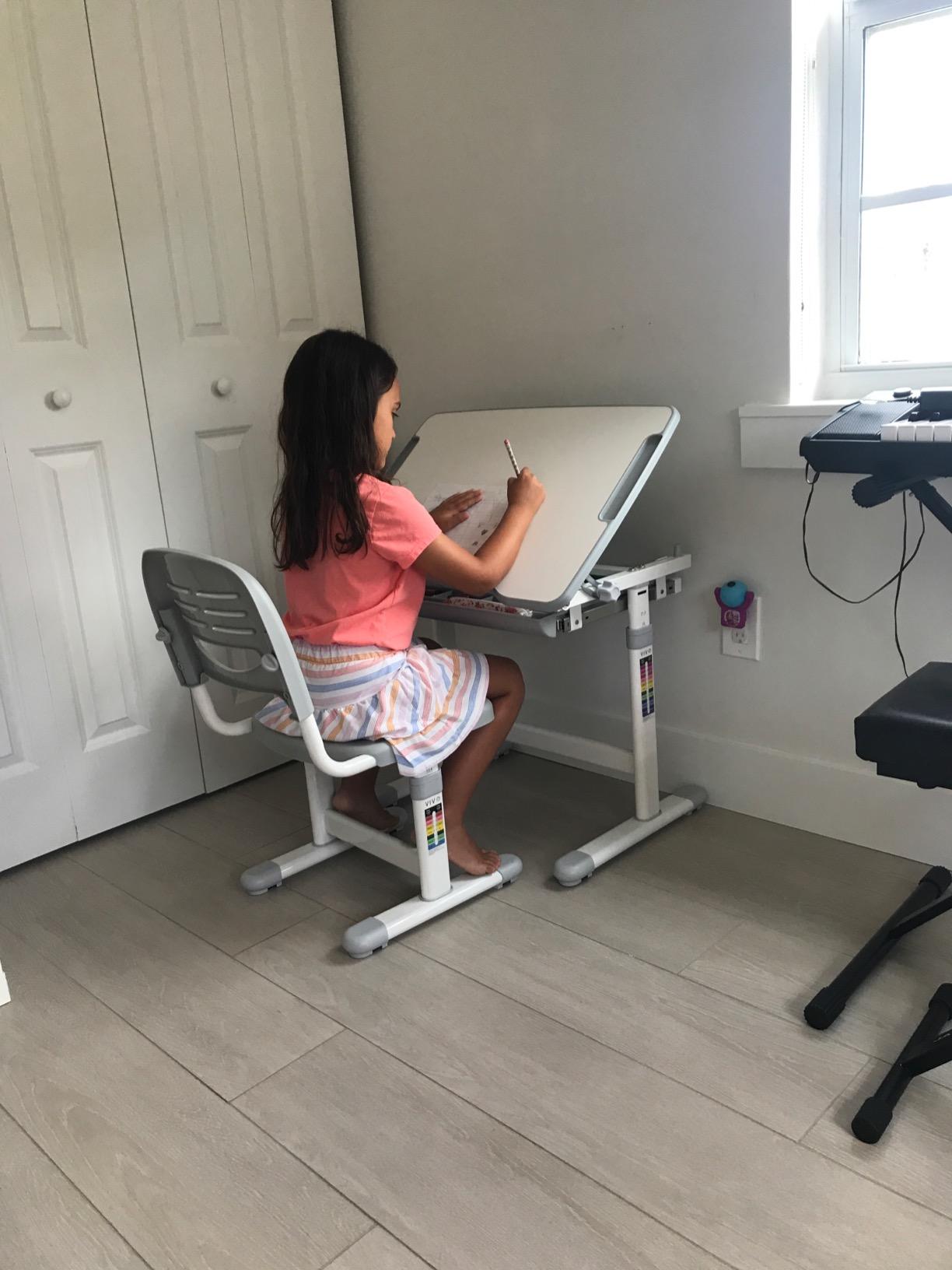 VIVO Pink Children's Desk and Chair Set, DESK-V201P customer photo 1