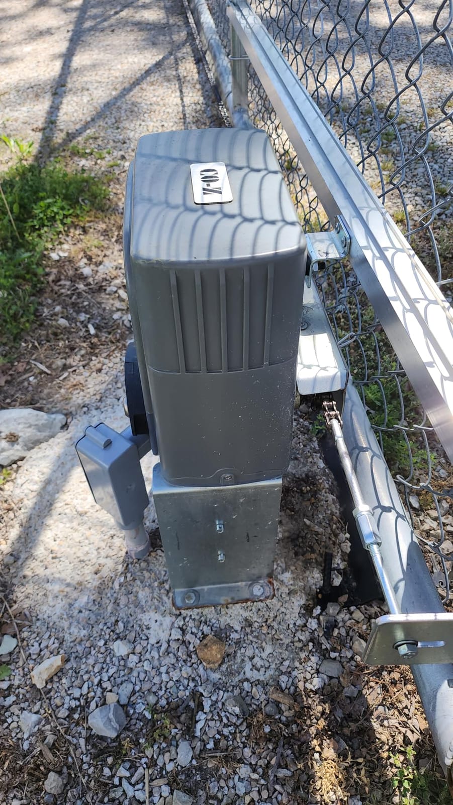 CO-Z Automatic Sliding Gate Opener 1400 lb 40 ft Gates 110V Chain Drive customer photo 2