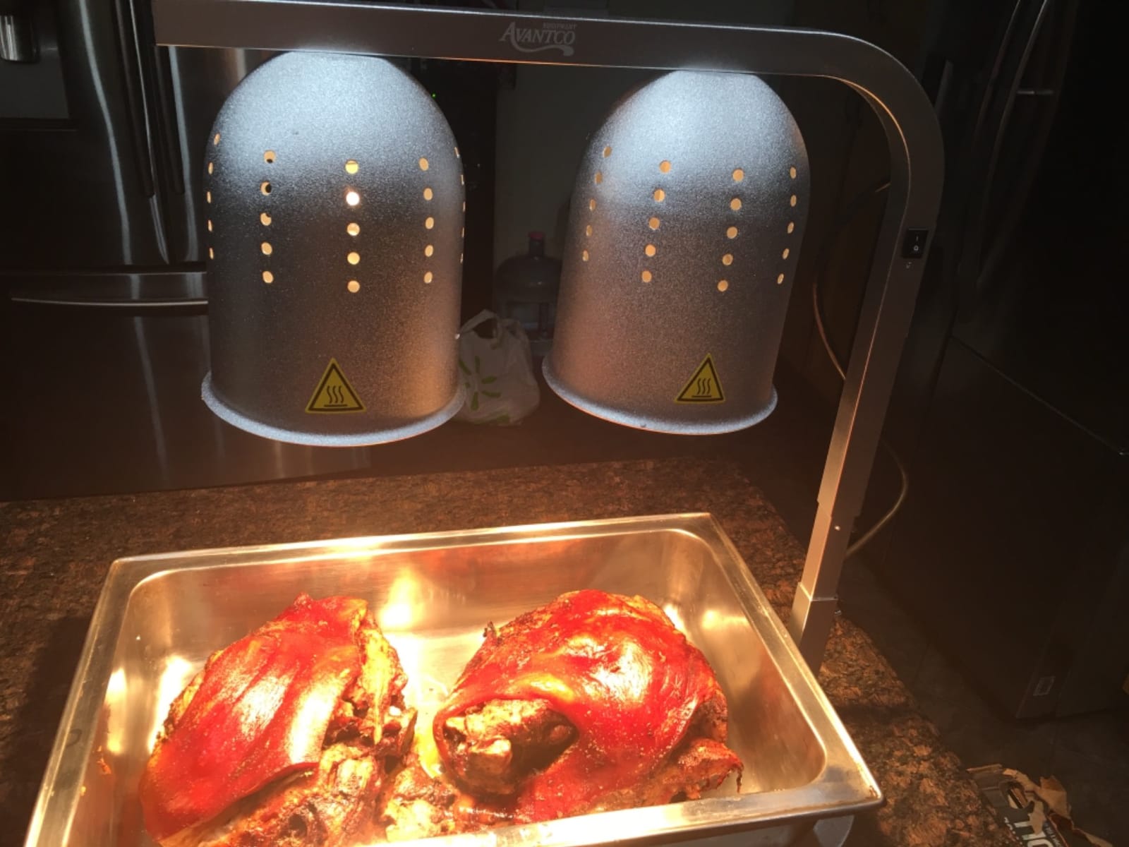 Avantco Commercial Portable W62 Heat Lamp Food Warmer 2-Bulb Free-Standing customer photo 1