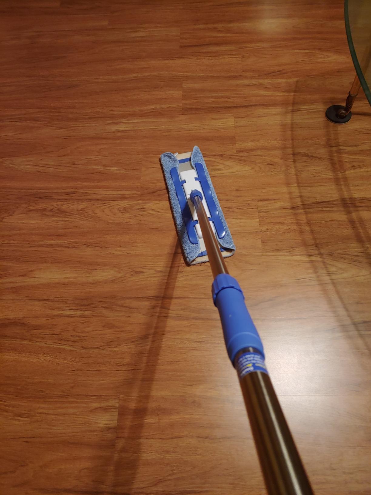 MR.SIGA Professional Microfiber Mop for Hardwood, Laminate Floor Cleaning customer photo 1