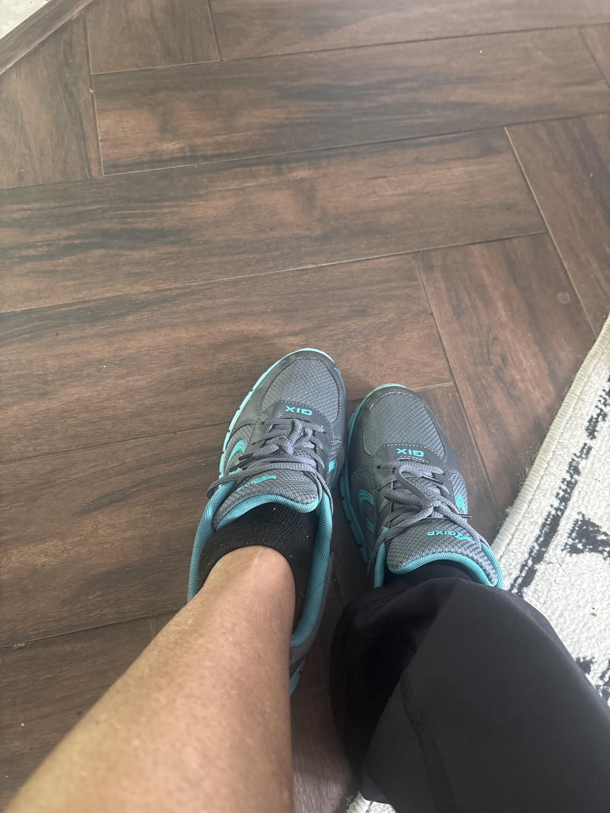 DUOYANGJIASHA Lightweight Walking Shoes for Women: Comfortable & Breathable Mesh Fashion Sneakers for Daily Wear - Casual Non Slip Tennis Shoes for Workout Gym Travel customer photo 2