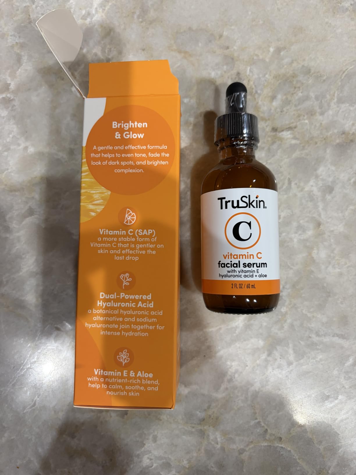 TruSkin Brightening Vitamin C Serum for Face with Hyaluronic Acid, 2 fl oz customer photo 1