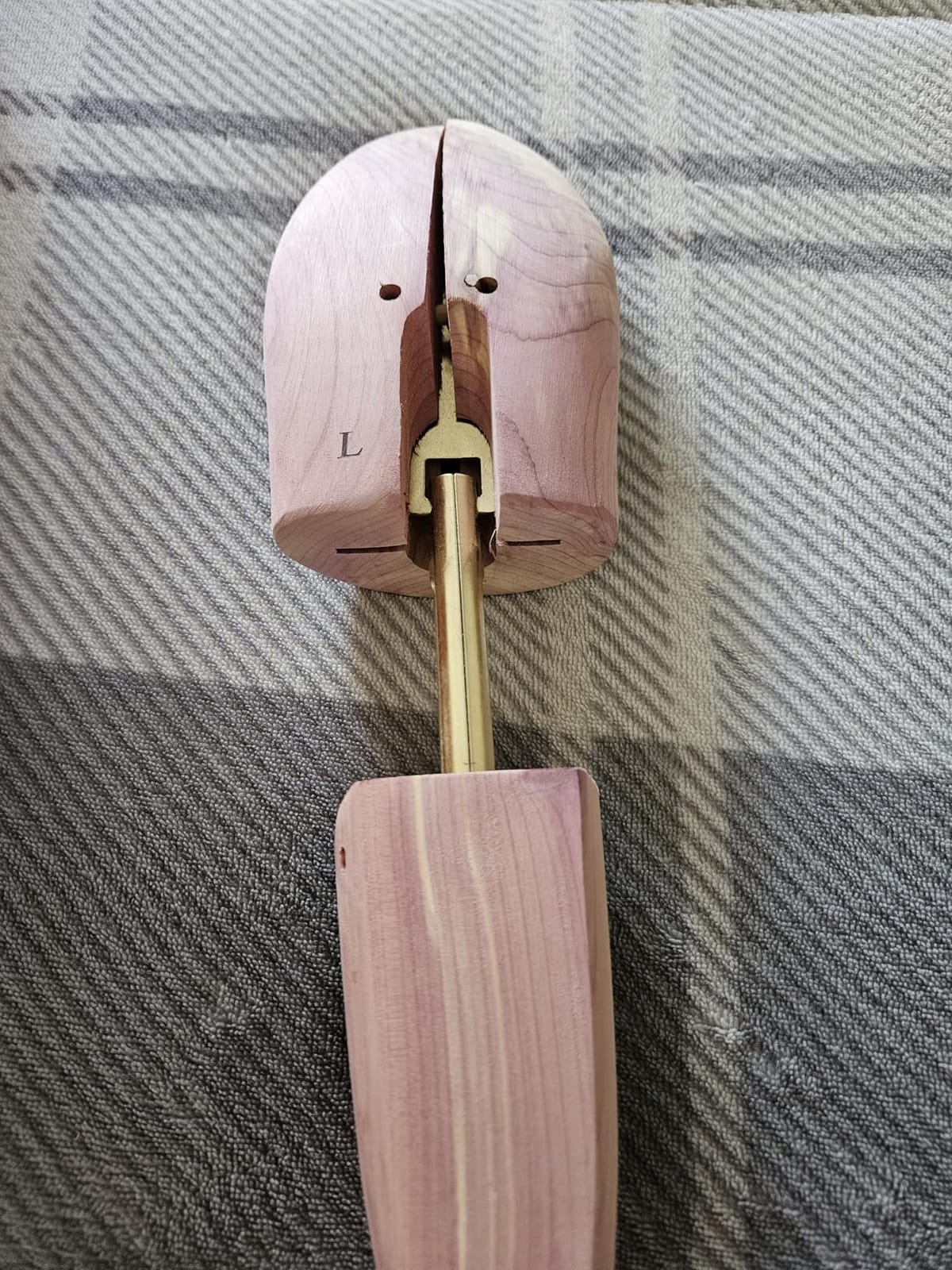 HOUNDSBAY Cedar Shoe Tree, Shoe Trees for Men & Women - Shaper & Stretcher customer photo 2