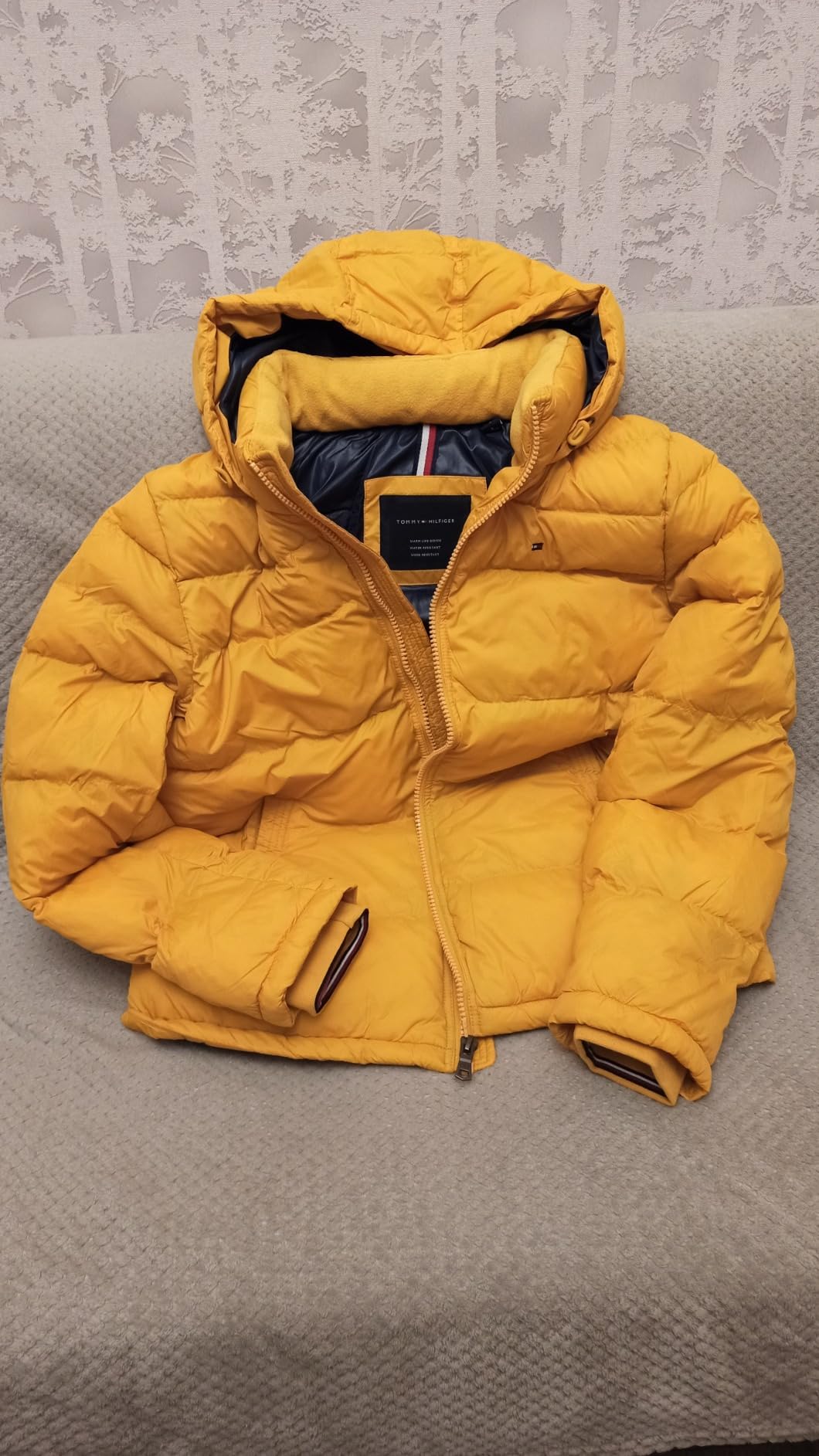 Tommy Hilfiger Men's Down Alternative Hooded Puffer Jacket (Standard and Big & Tall) customer photo 1