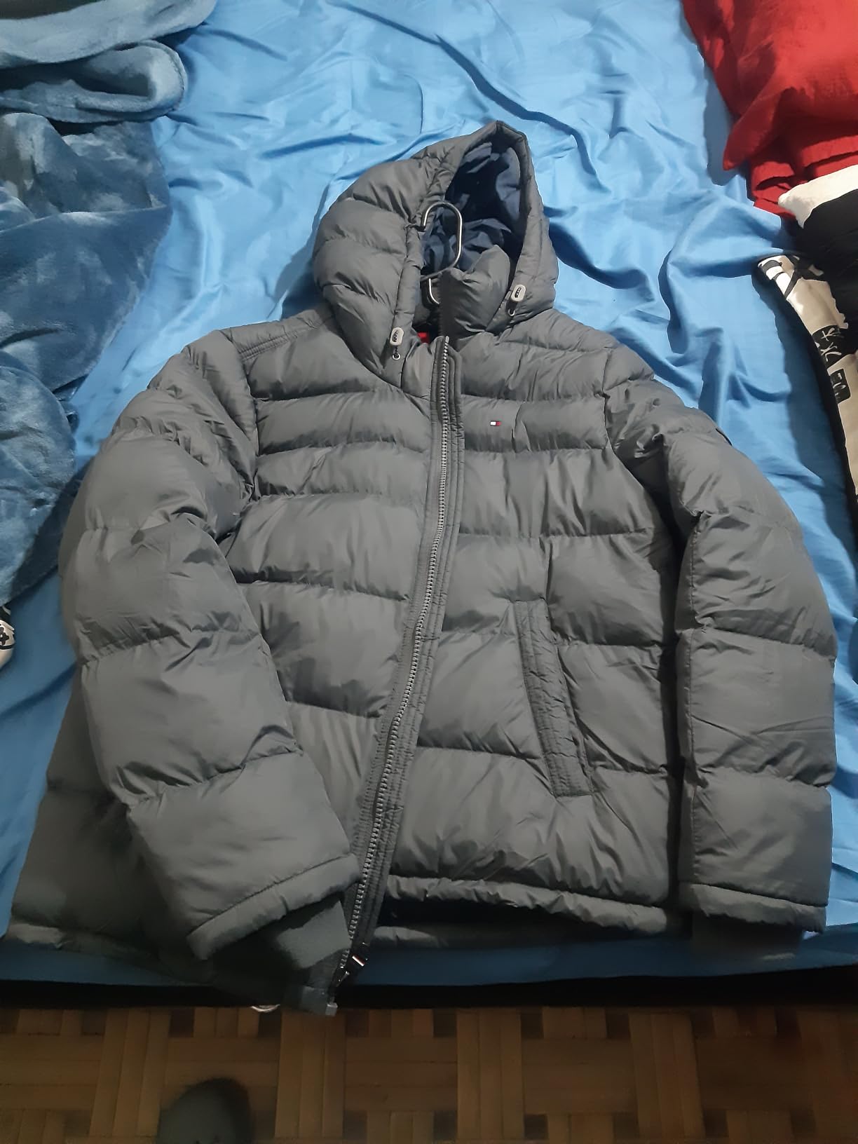 Tommy Hilfiger Men's Down Alternative Hooded Puffer Jacket (Standard and Big & Tall) customer photo 2