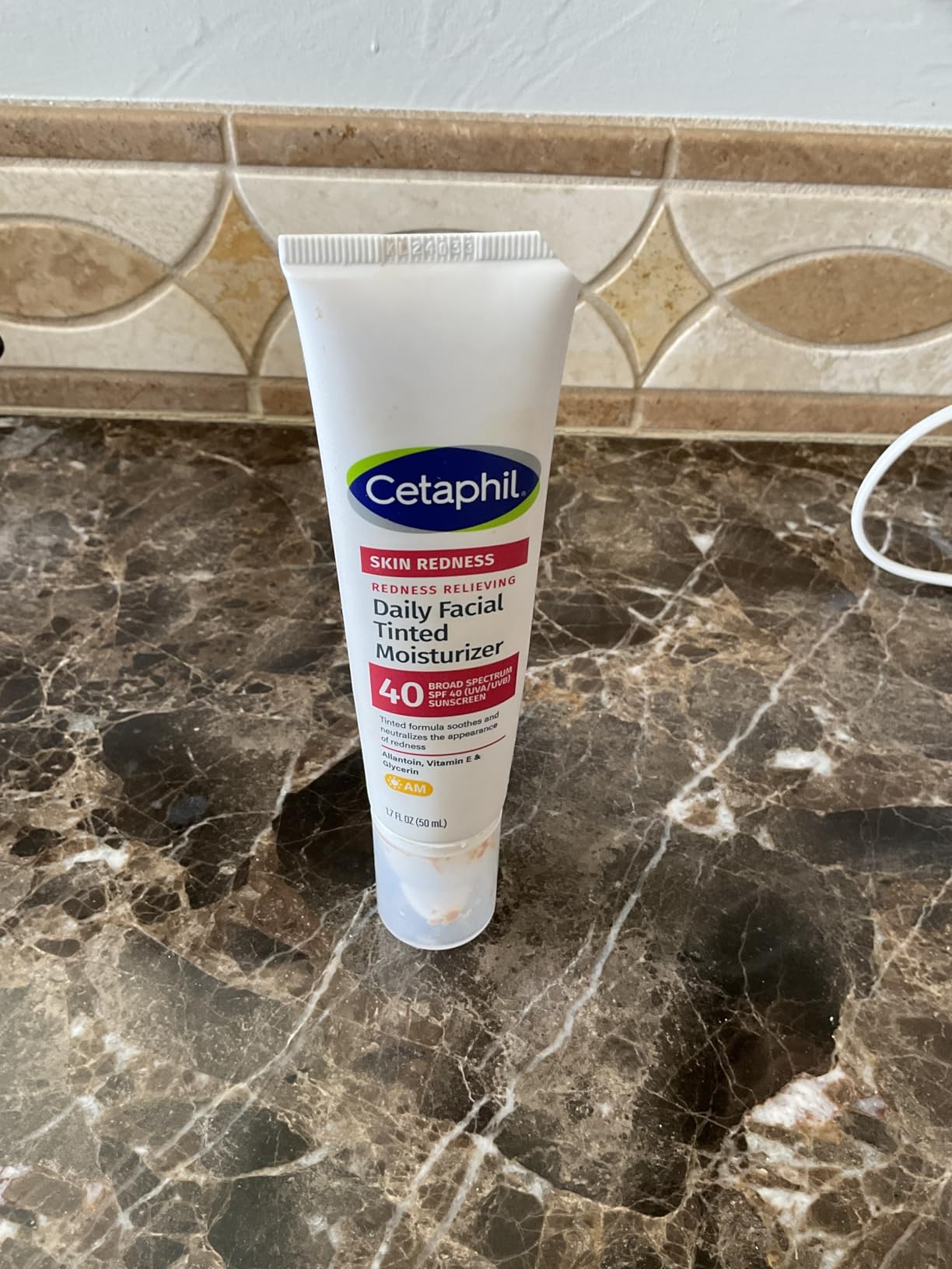 Cetaphil Redness Relieving Tinted Moisturizer, SPF 40, 1.7oz customer photo 1