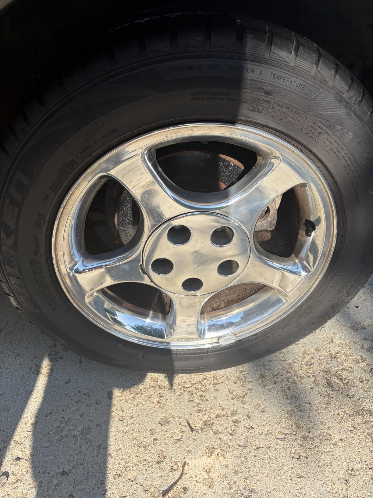 Chemical Guys, Tire Kicker Extra Glossy Tire Shine for Rubber & Trim, 16 oz customer photo 1