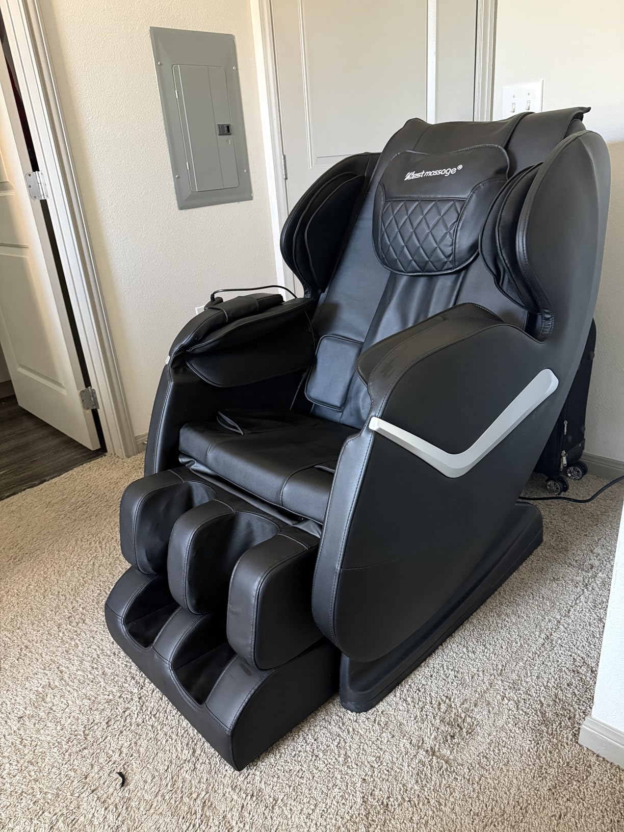 BestMassage Massage Chair Zero Gravity Full Body Electric Shiatsu Massage Chair Recliner with Foot Rollers Built-in Heat Therapy Air Massage System Stretch Vibrating for Home Office customer photo 2