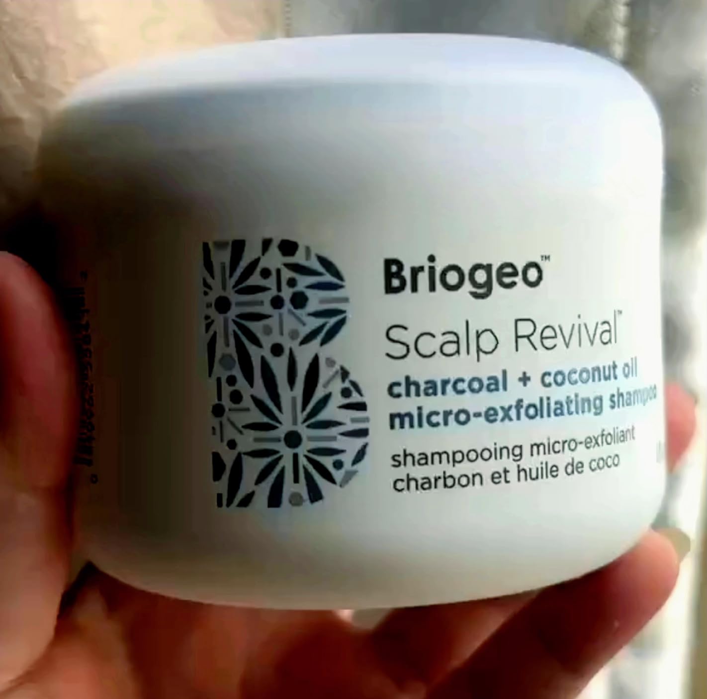 Briogeo Scalp Revival Charcoal + Coconut Oil Micro-Exfoliating Shampoo | Sulfate-Free Scalp Scrub for Dry, Itchy, or Oily Scalp | Detoxifying & Hydrating | Vegan & Cruelty Free customer photo 1