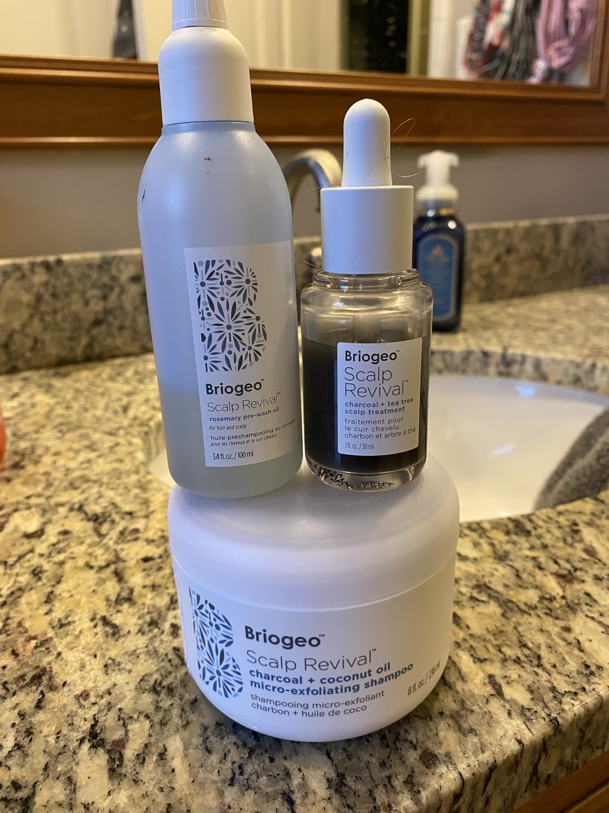 Briogeo Scalp Revival Charcoal + Coconut Oil Micro-Exfoliating Shampoo | Sulfate-Free Scalp Scrub for Dry, Itchy, or Oily Scalp | Detoxifying & Hydrating | Vegan & Cruelty Free customer photo 2