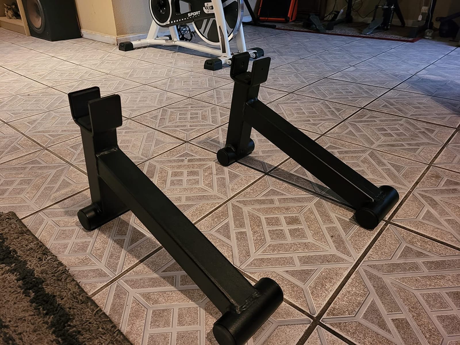 Titan Fitness Mini Deadlift Barbell Jack Stand, 600 LB Capacity, Elevated Lift for Easy Loading and Unloading Barbell Weight Plates, Weight Training, Deadlift Exercises, Powerlifting, Home Gym customer photo 2