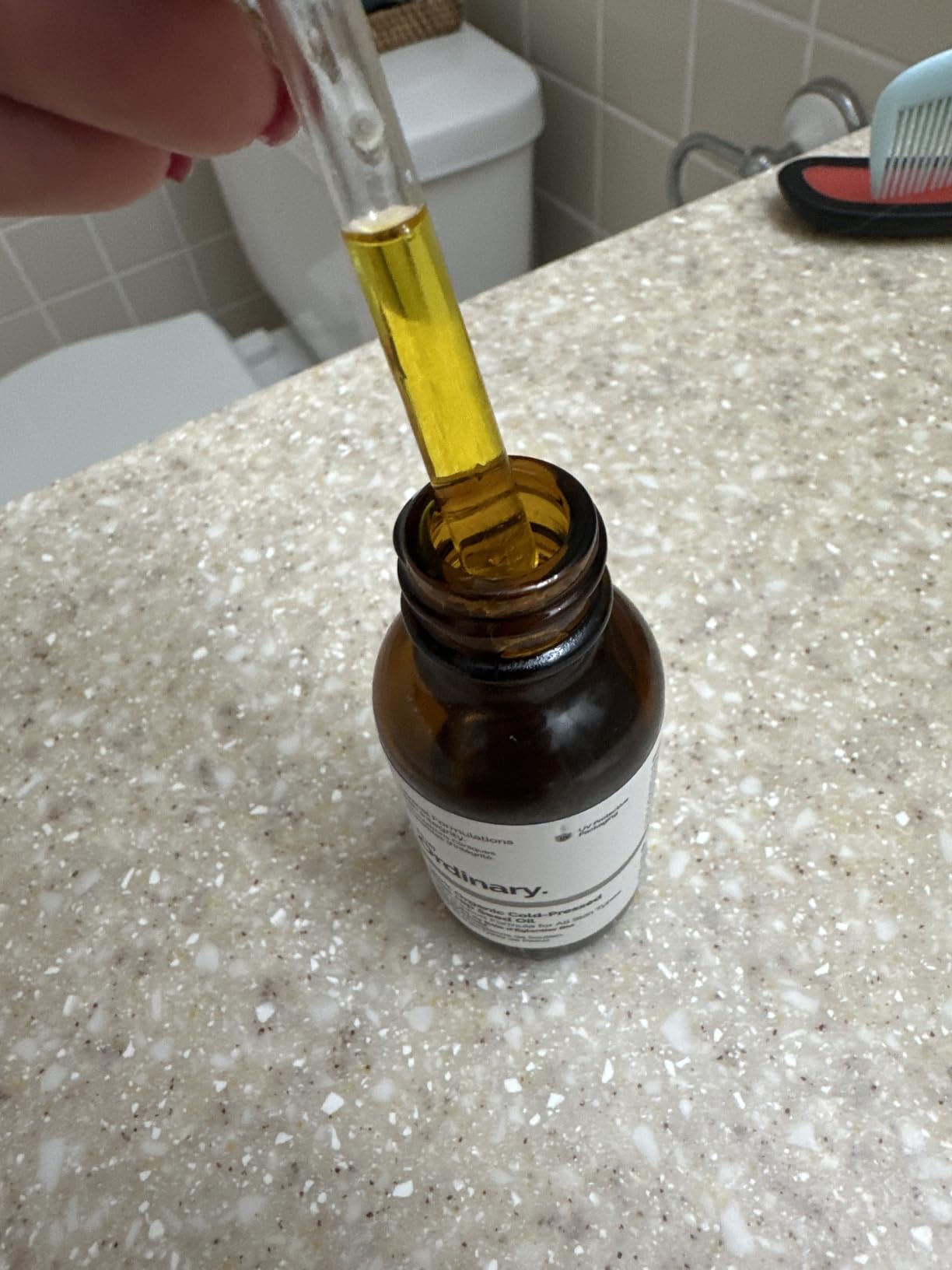 The Ordinary 100% Organic Cold-Pressed Rose Hip Seed Oil, Addresses Signs of Aging by Improving the Appearance of Uneven Skin Tone, Supporting Skin Elasticity, 1 Fl Oz customer photo 1