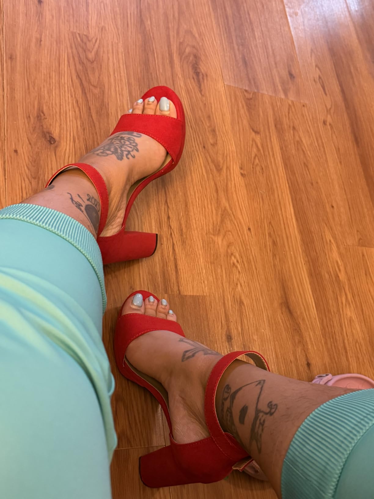DREAM PAIRS Women's Platform High Heel Sandals customer photo 2